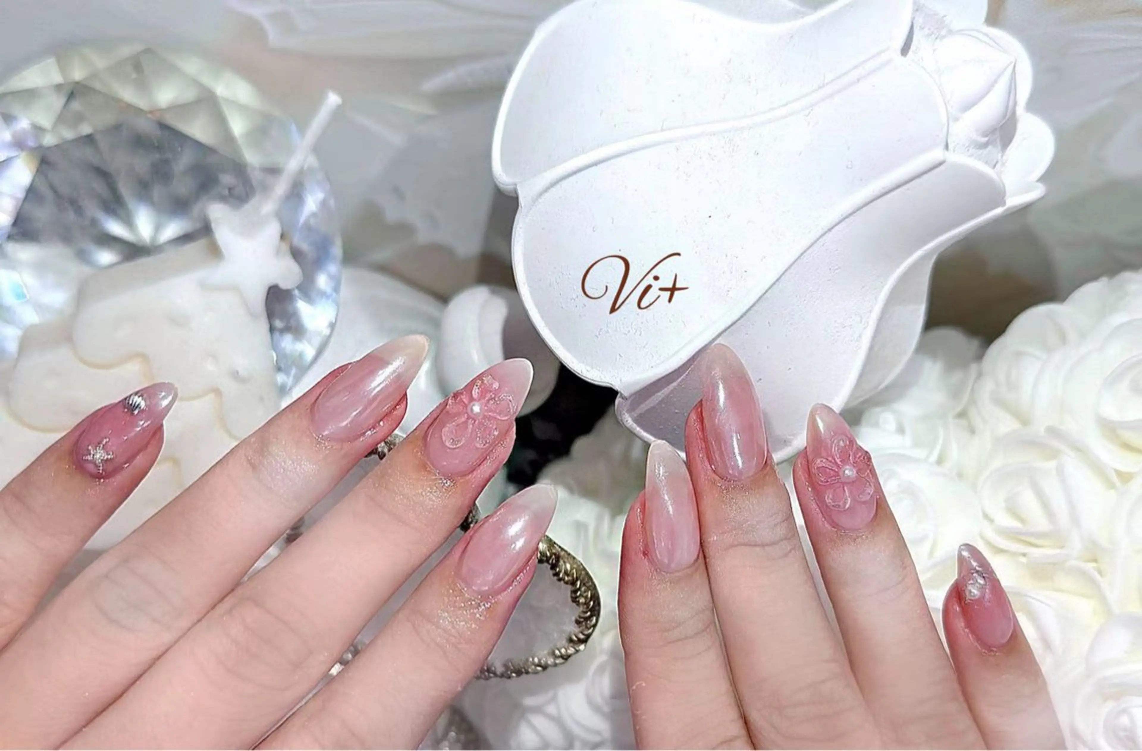 ネイル ハンドネイル ✨Nailsalon Vi+✨のネイルデザイン