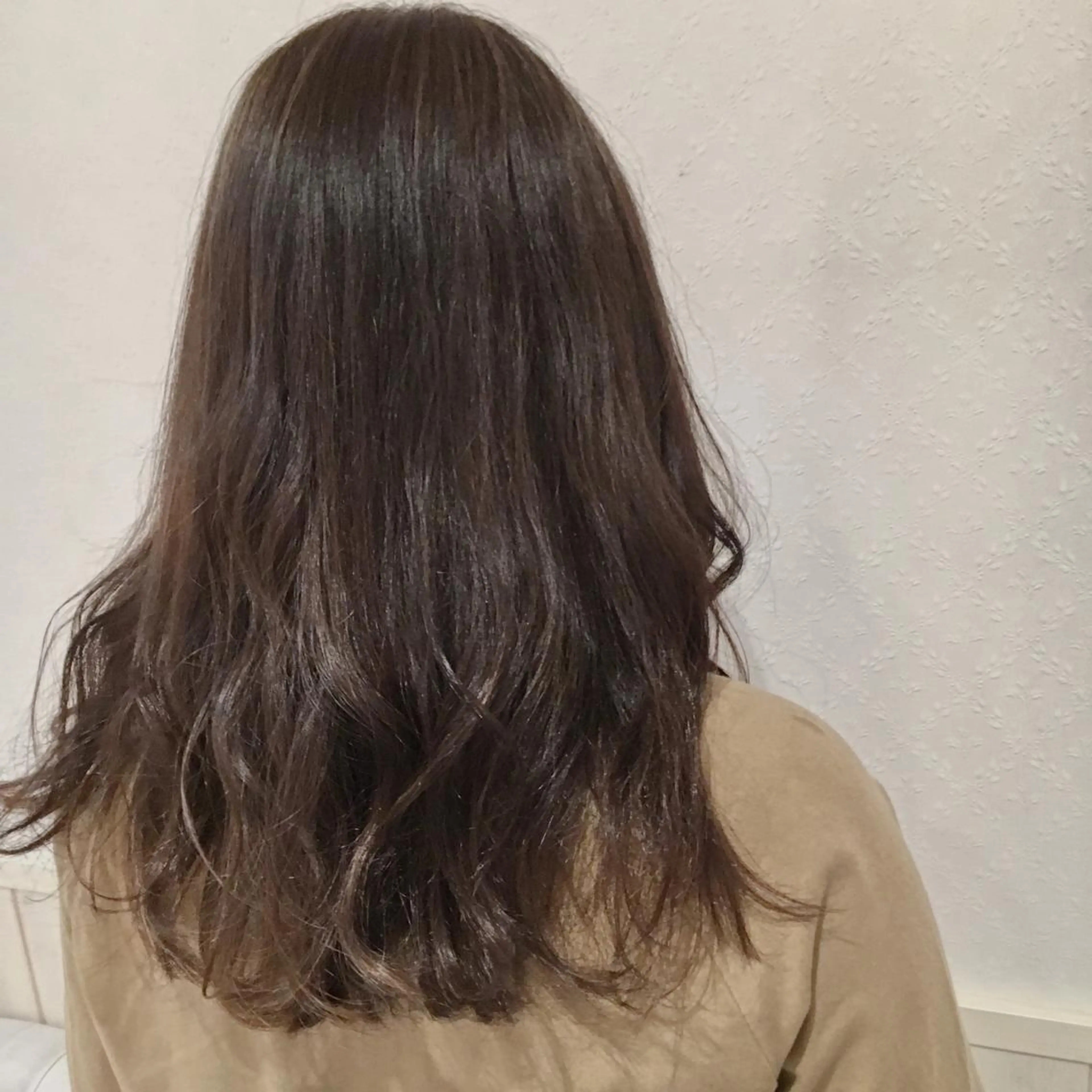 ロング カラー ヘアカラー 宮内 真乃のヘアスタイル
