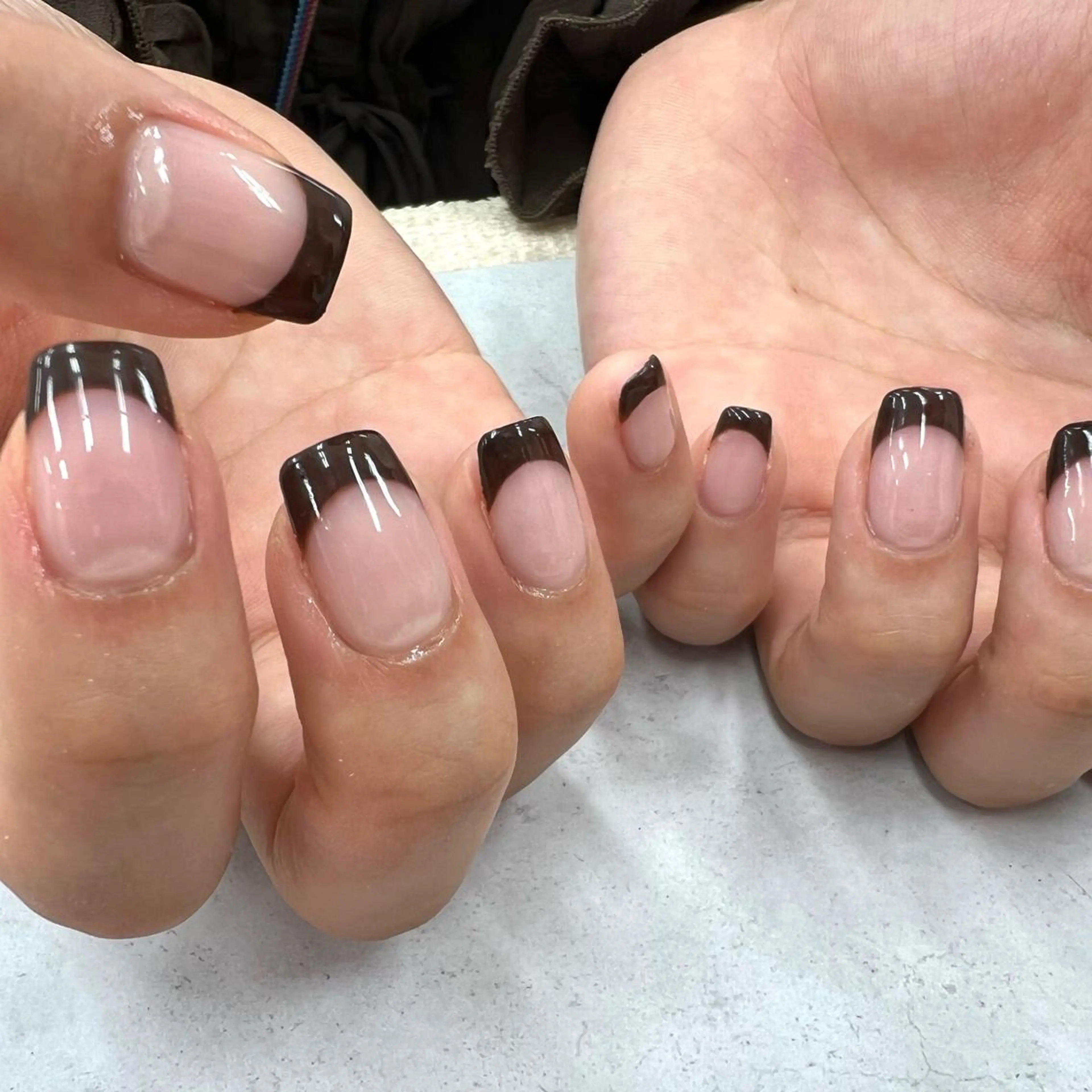 ネイル ブラウン フレンチネイル Bianca立川店 / HAYASHIのネイルデザイン