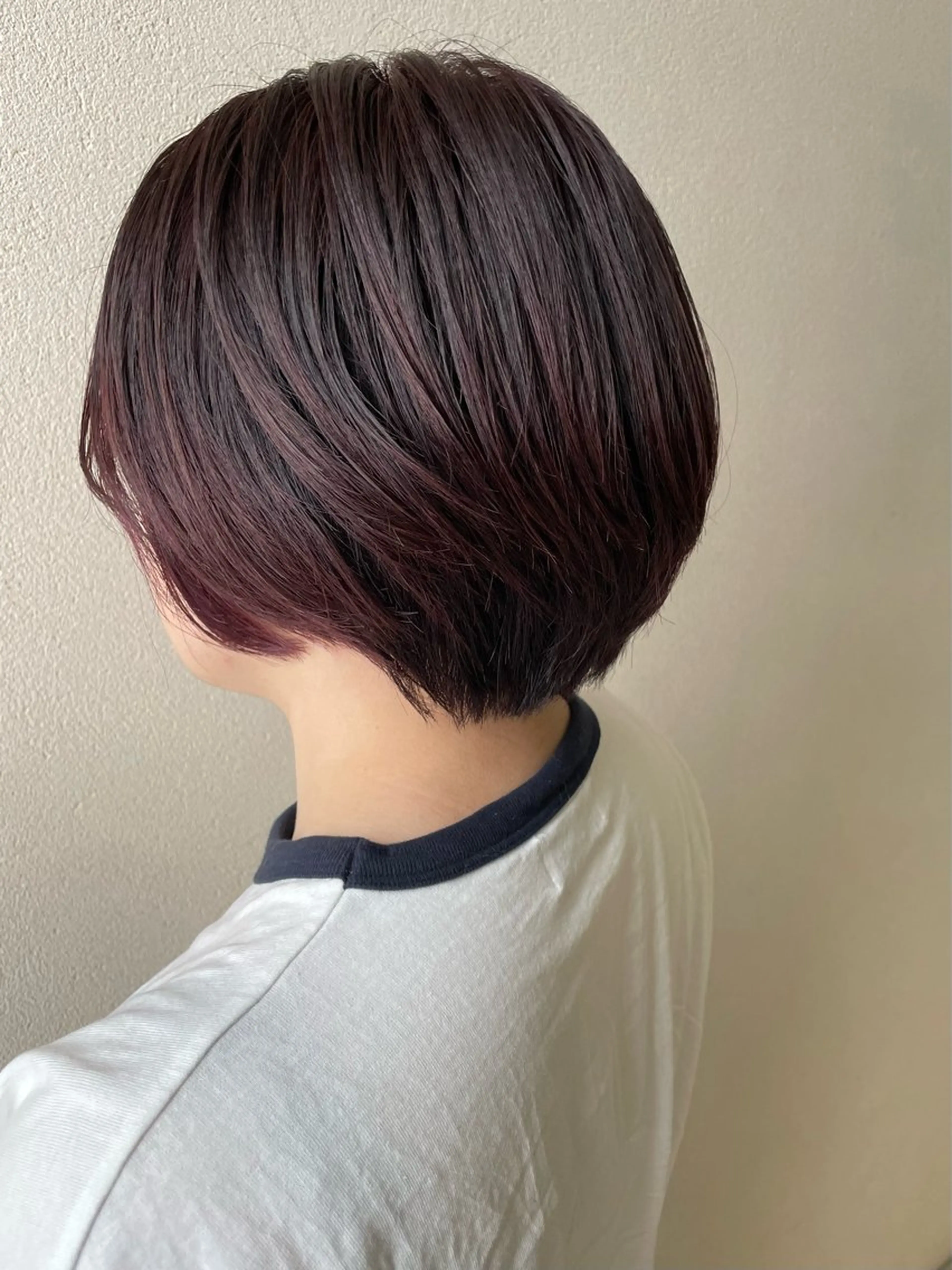 ショート カラー ピンクカラー バイオレットカラー ボブ ショートヘア カット ヘアカラー トリートメント 沢田 瞳のヘアスタイル
