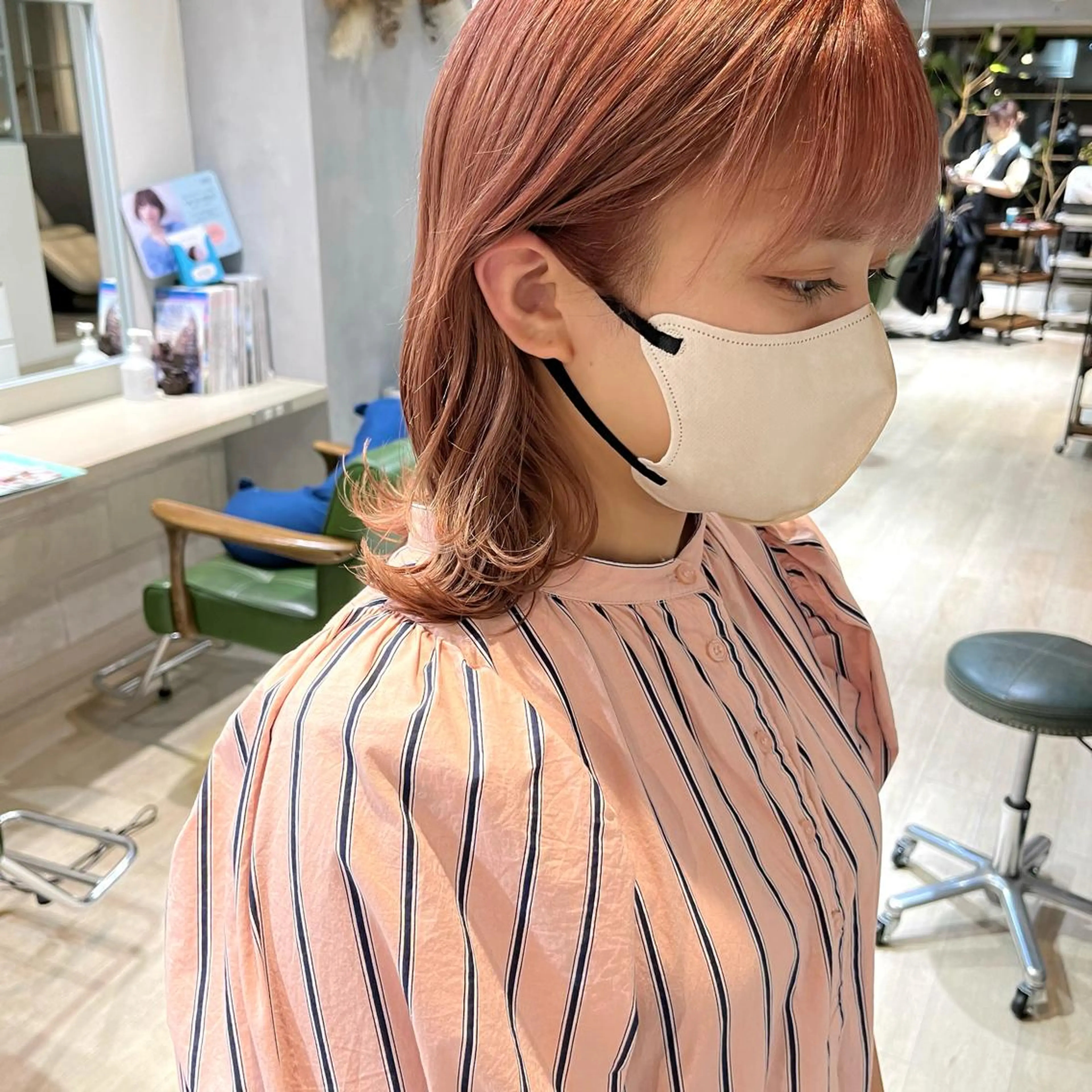 ショート カラー ブリーチ ピンクカラー ヘアカラー mai ROCCOのヘアスタイル