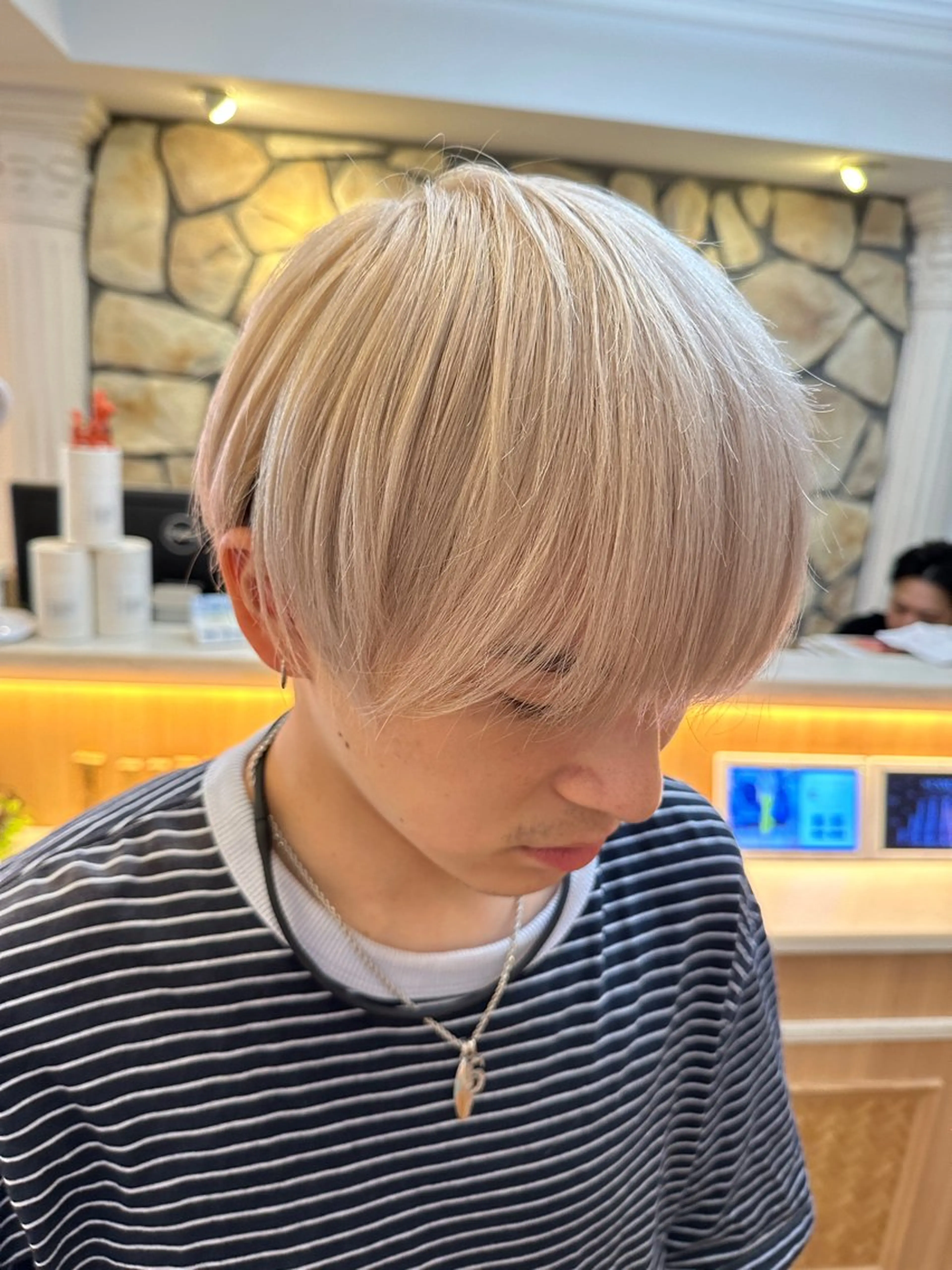 メンズ メンズブリーチ eL HAIR SALON なんば店所属・ブリーチカラー特化 /焼田貴明のヘアスタイル