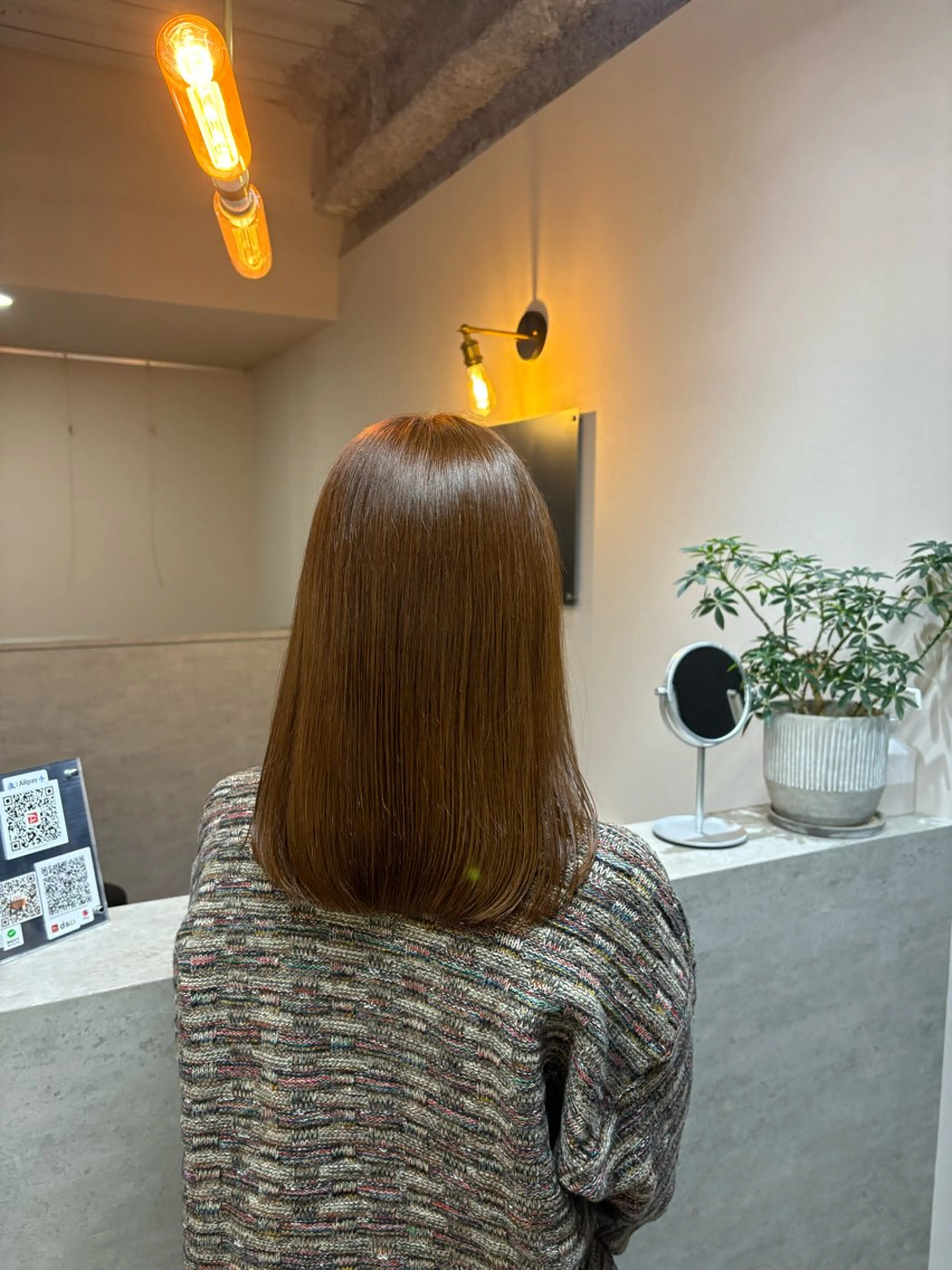 セミロング カラー カット ヘアカラー Flag hair所属・しゅり Flag hairのヘアスタイル