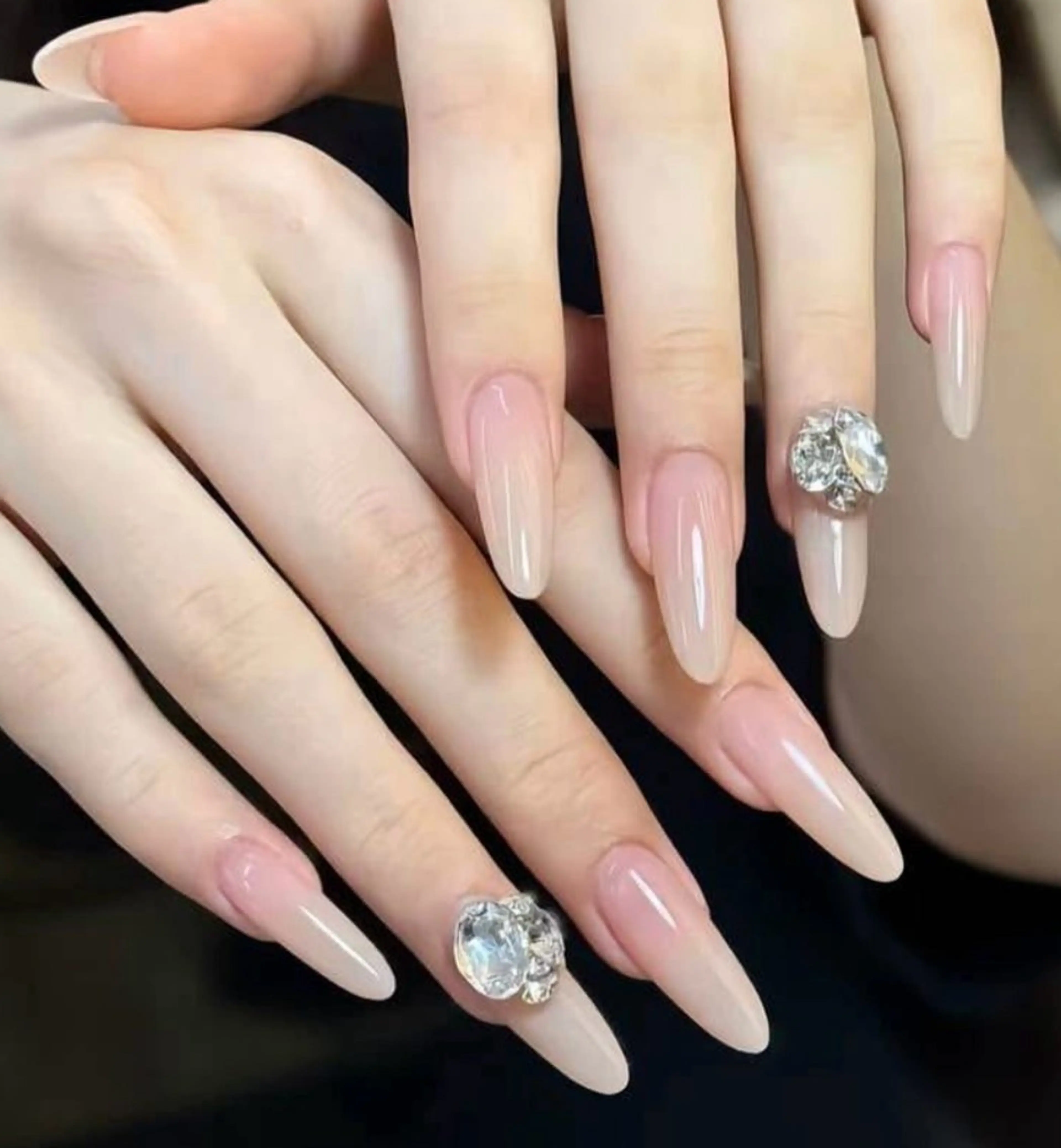 ネイル Sora Beauty Spa Osaka所属・YURI NAILのネイルデザイン