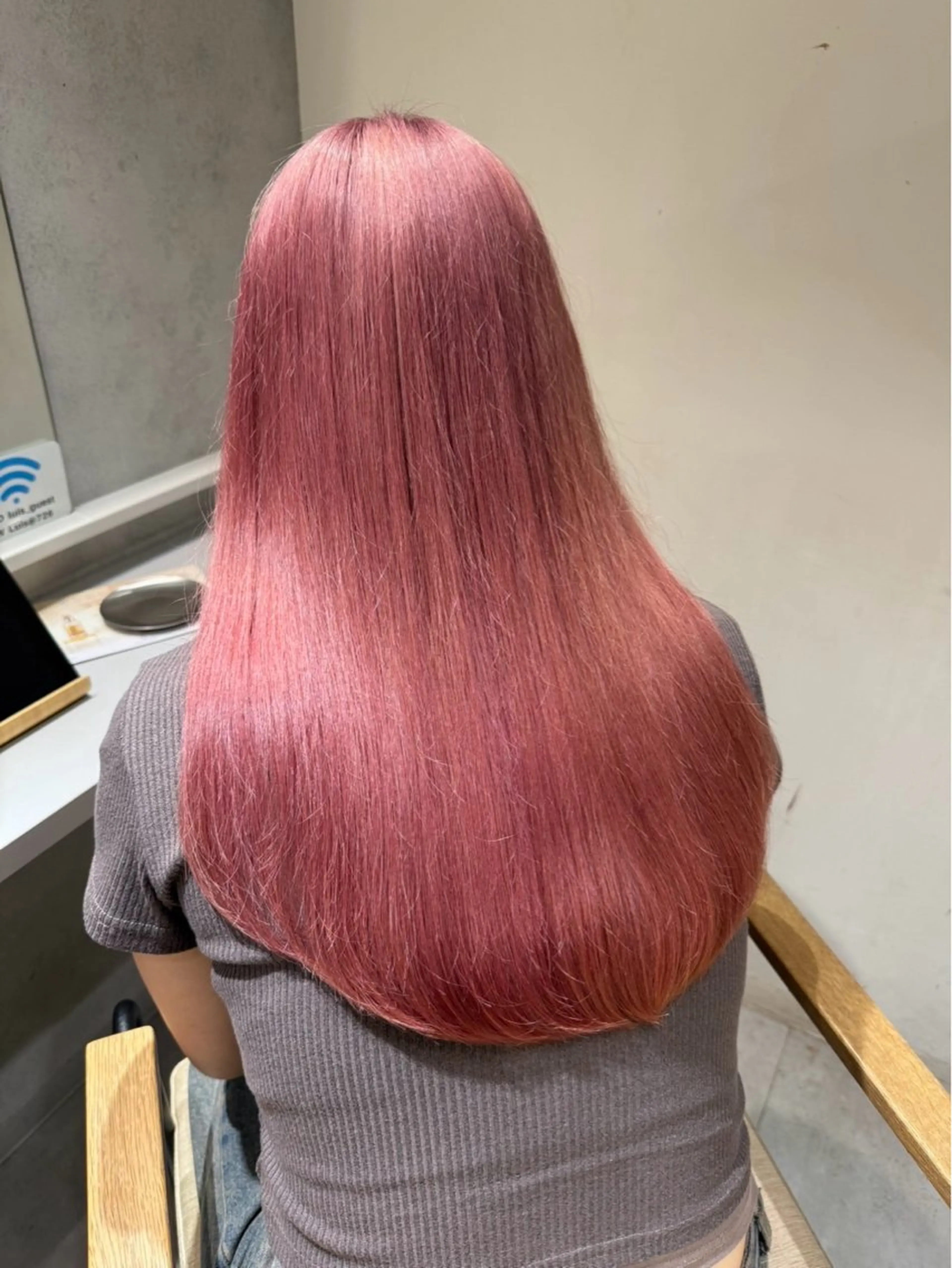 ロング カラー ヘアカラー 梅田 ハイトーン shionのヘアスタイル