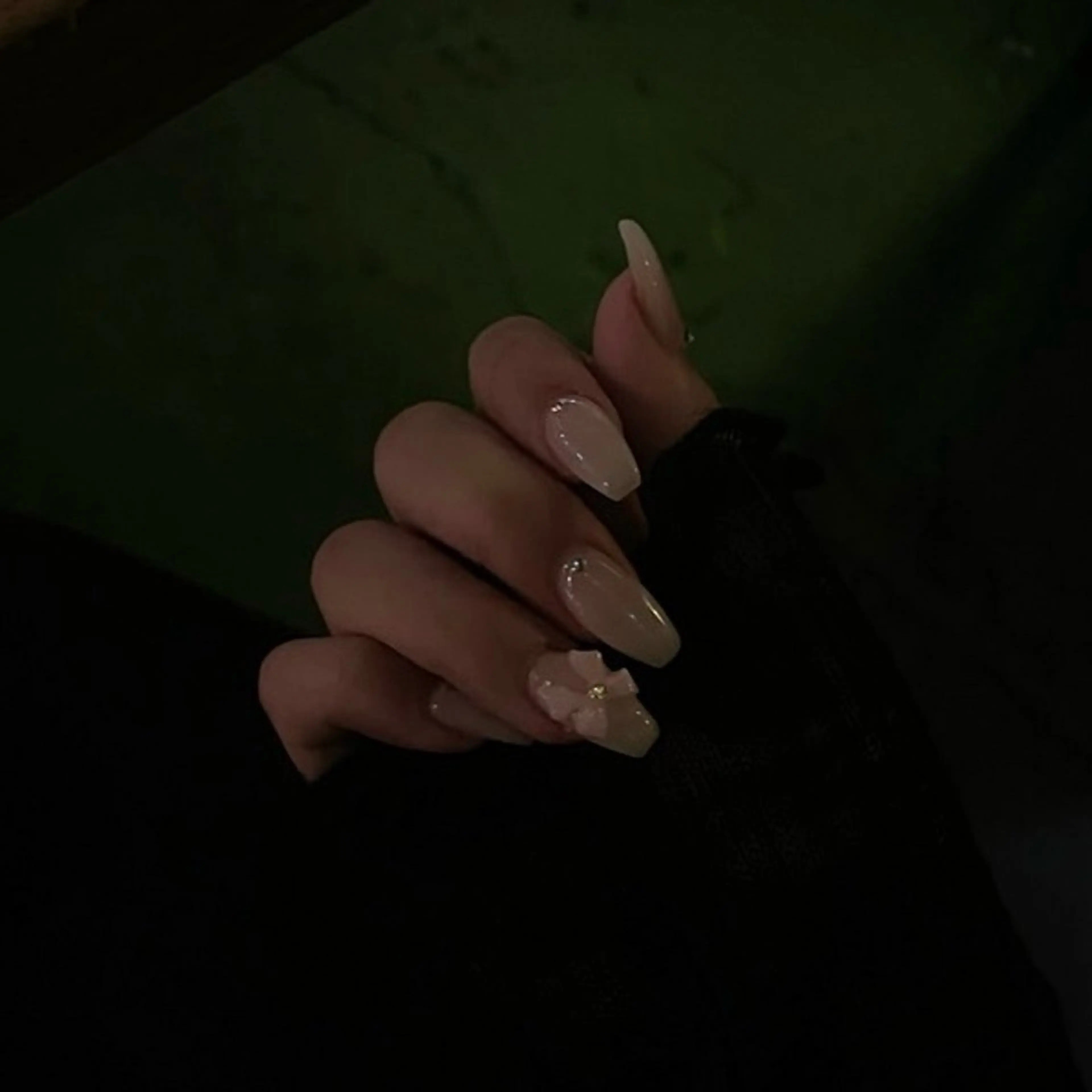 ネイル ハンドネイル フットネイル nail salon minuitのネイルデザイン