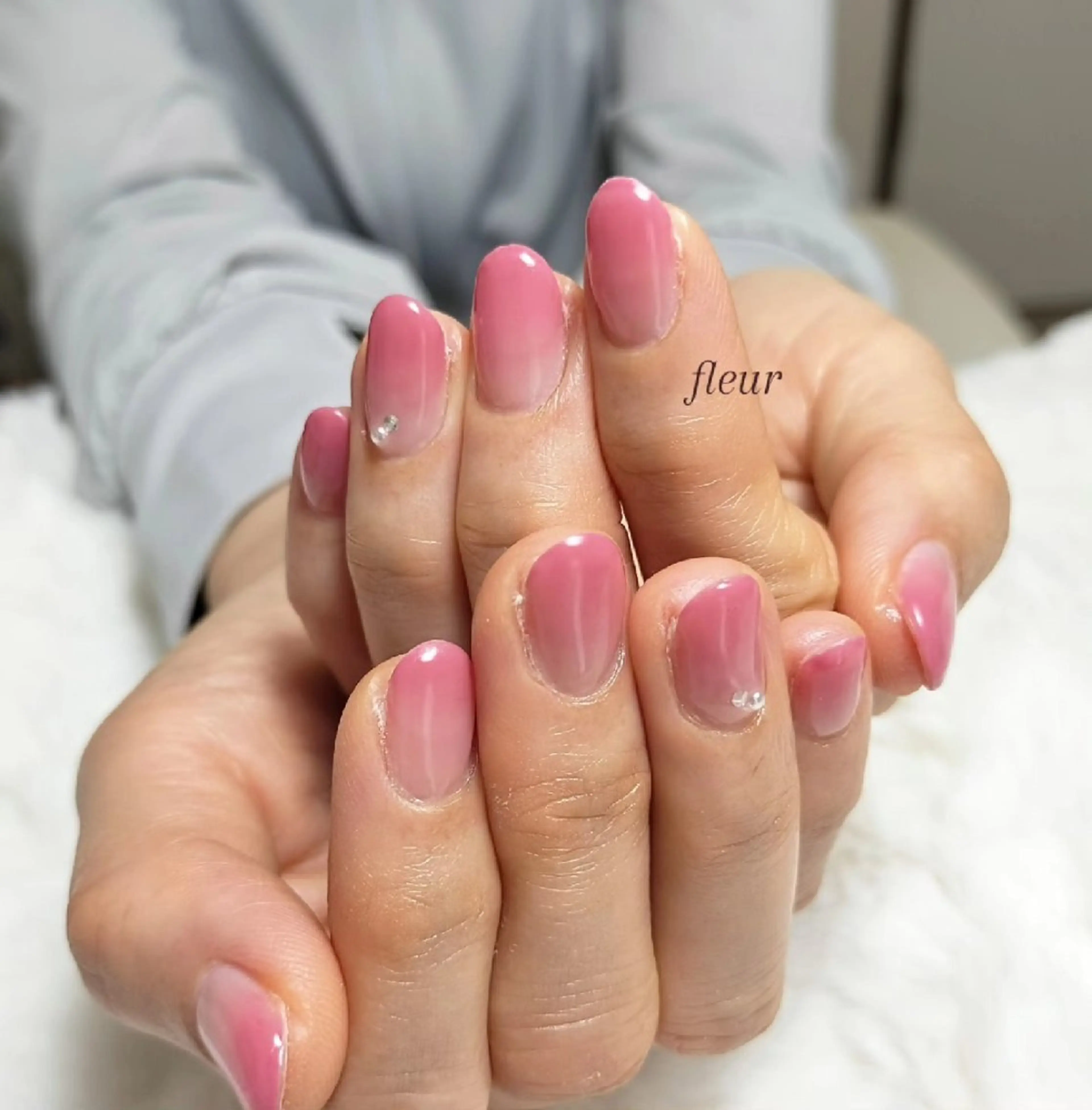 ネイル グラデーション megumi. sのネイルデザイン
