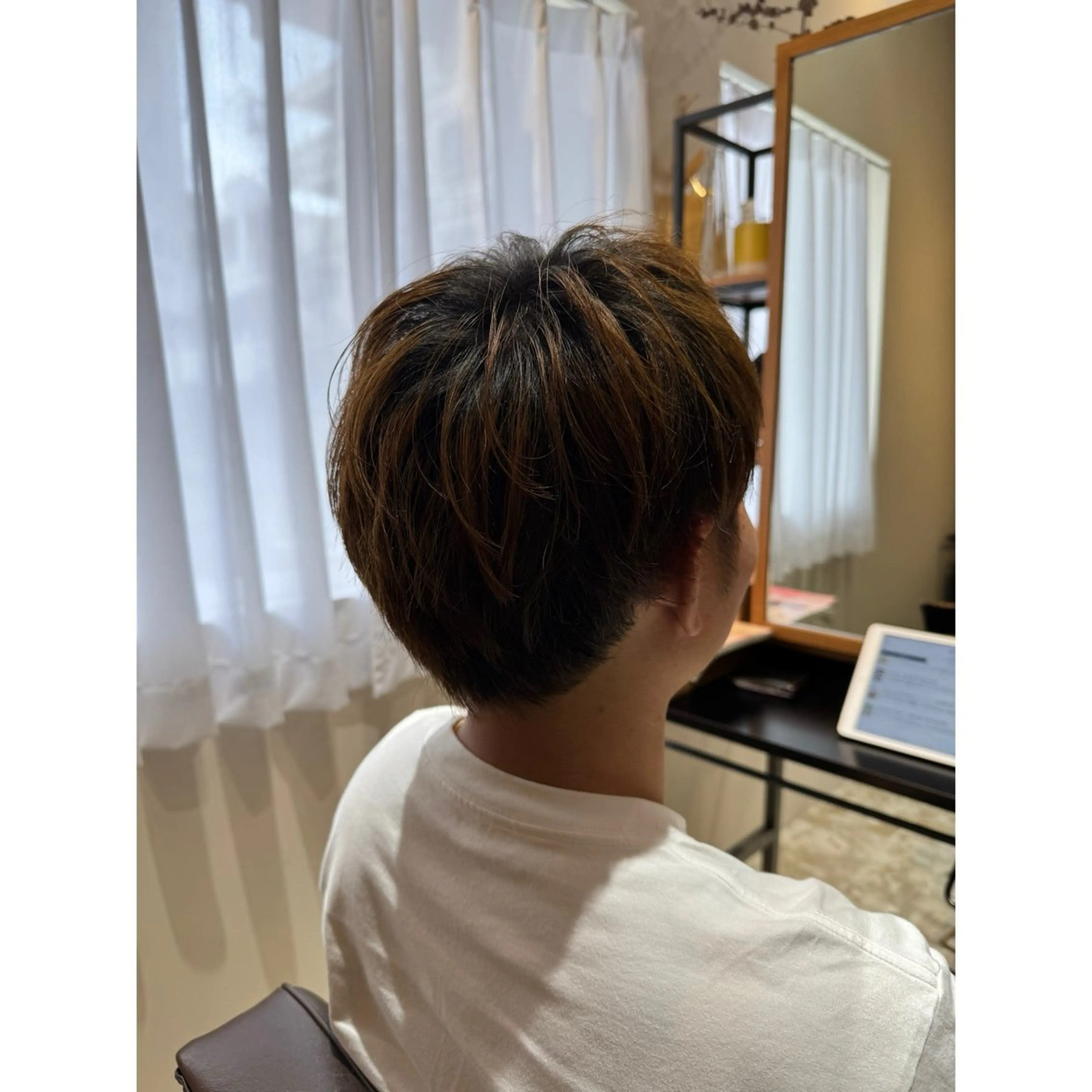 ショート カット 喜友名洸季 anoneのヘアスタイル