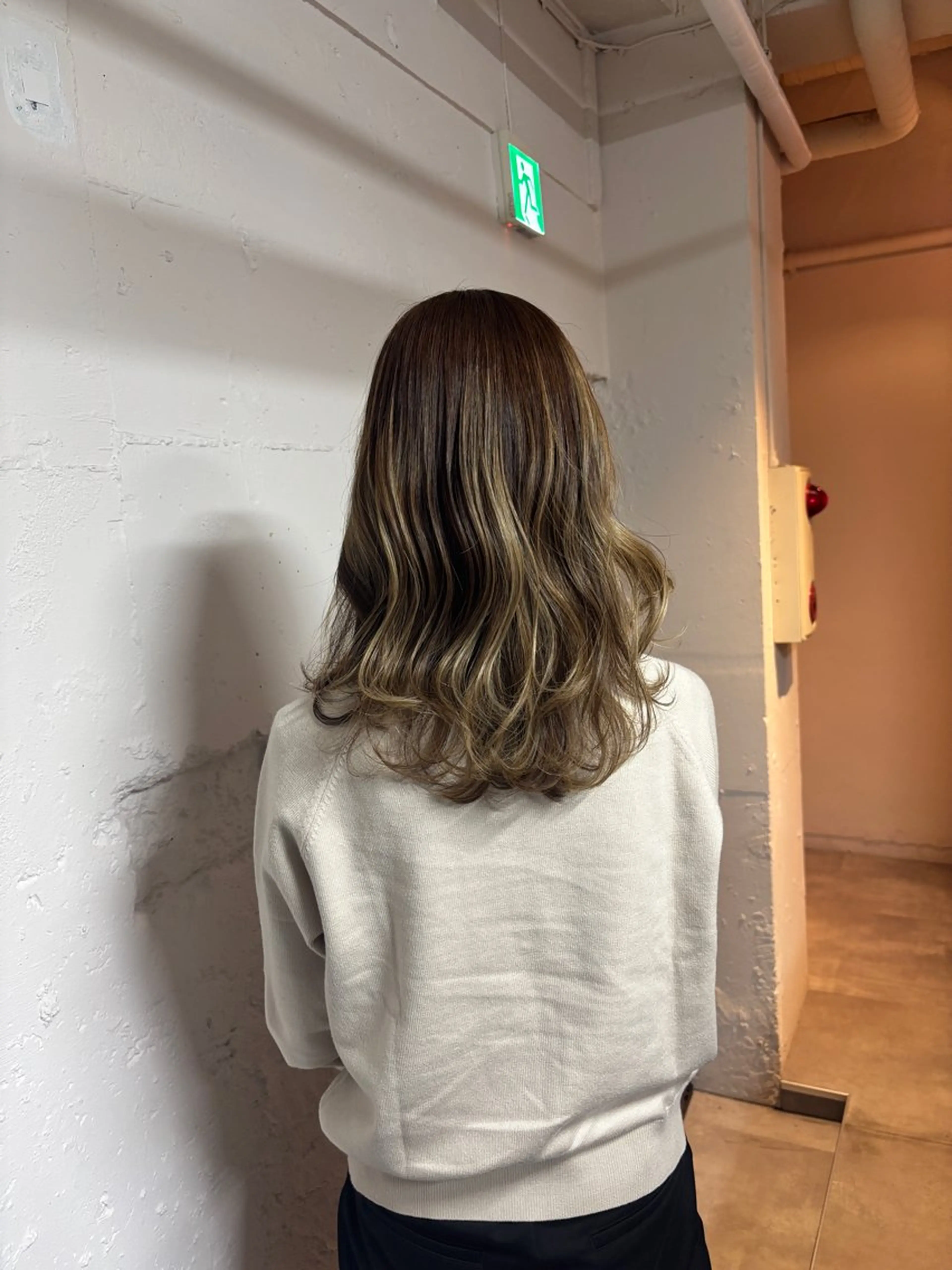 セミロング カラー 🩵tokute SEIRA🩵のヘアスタイル