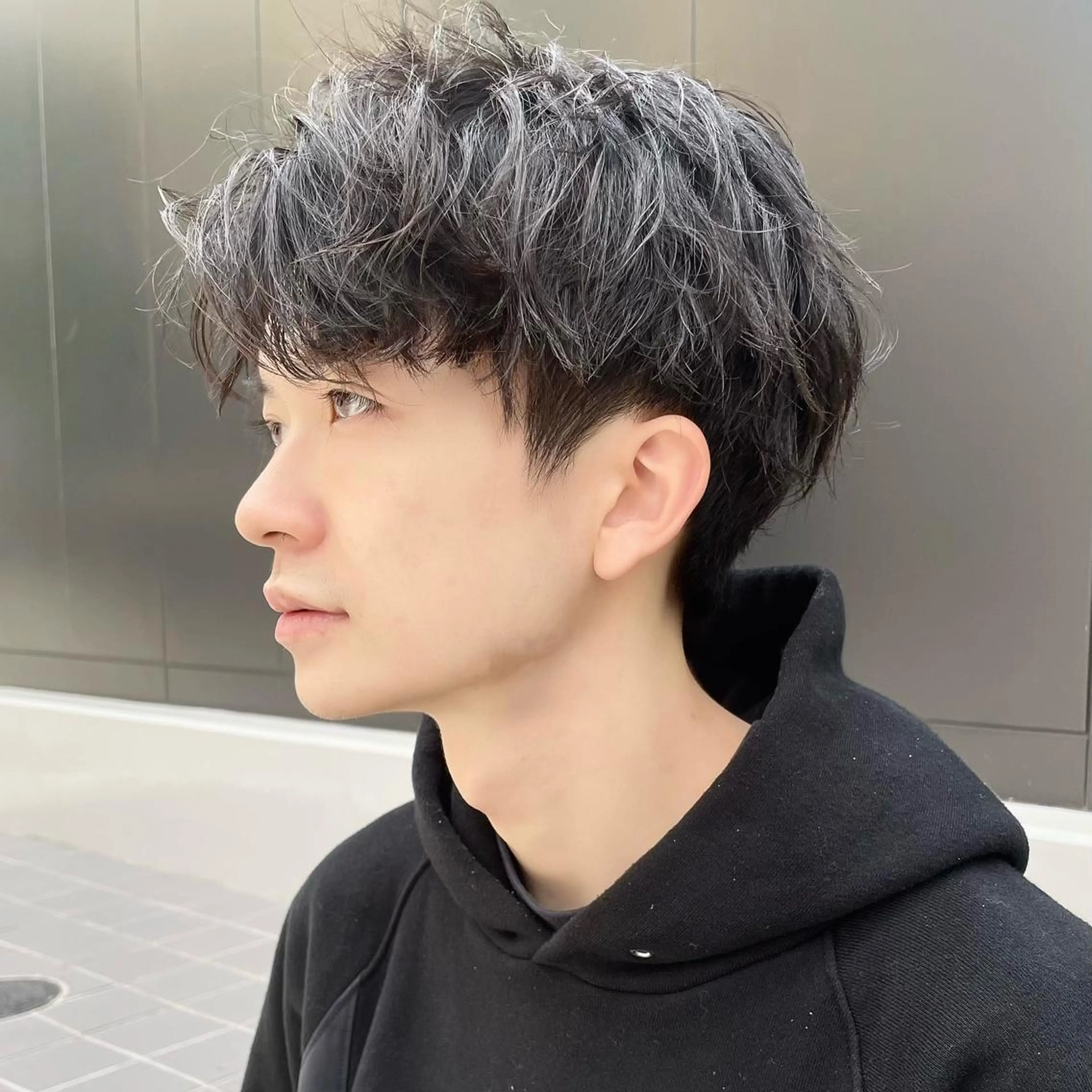 ショート パーマ メンズ 王子田 隼のヘアスタイル