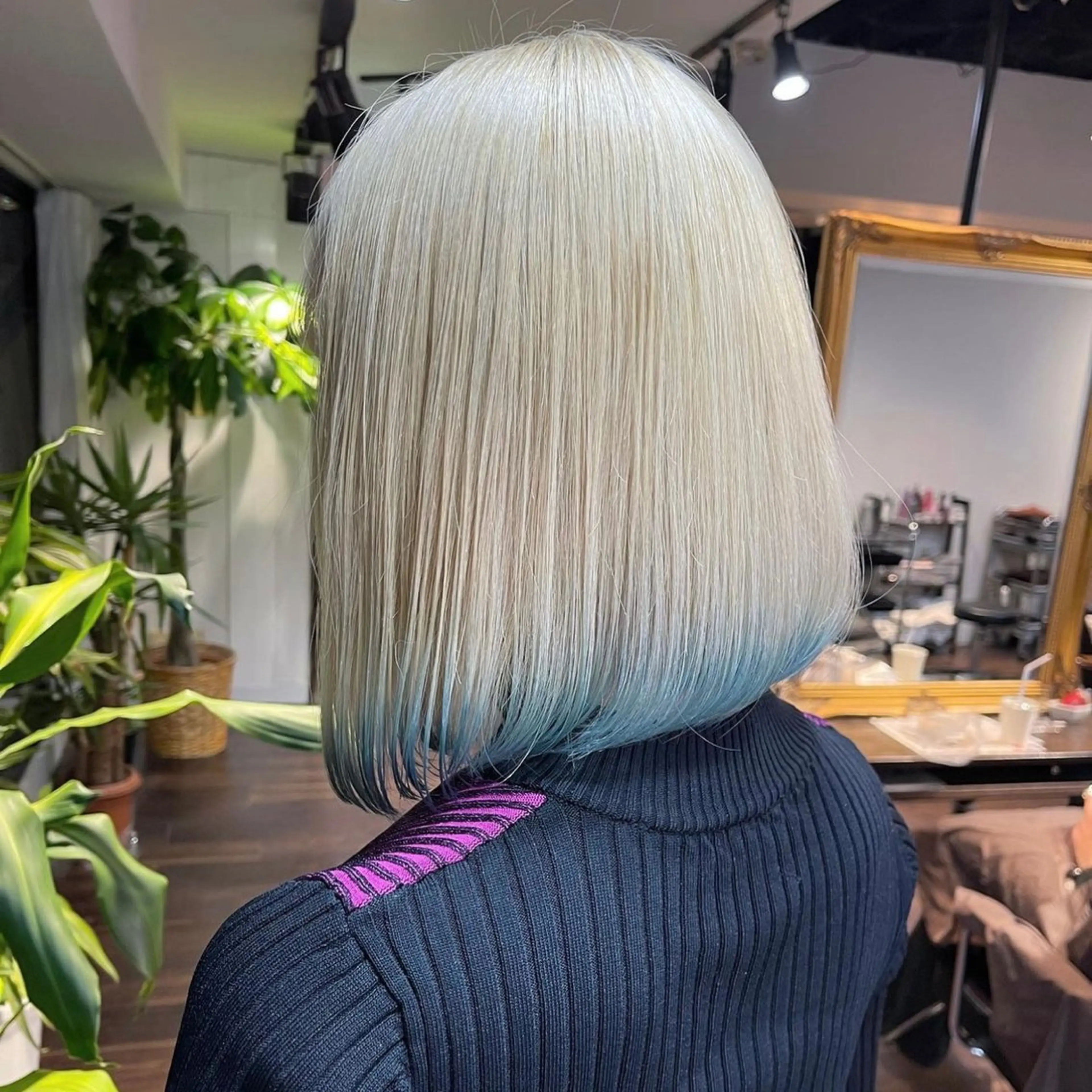 ミディアム カラー ベージュカラー デザインカラー ダブルカラー ハイトーンカラー イルミナカラー ヘアカラー トリートメント 心斎橋ダブルカラー ボブ/レイヤーのヘアスタイル