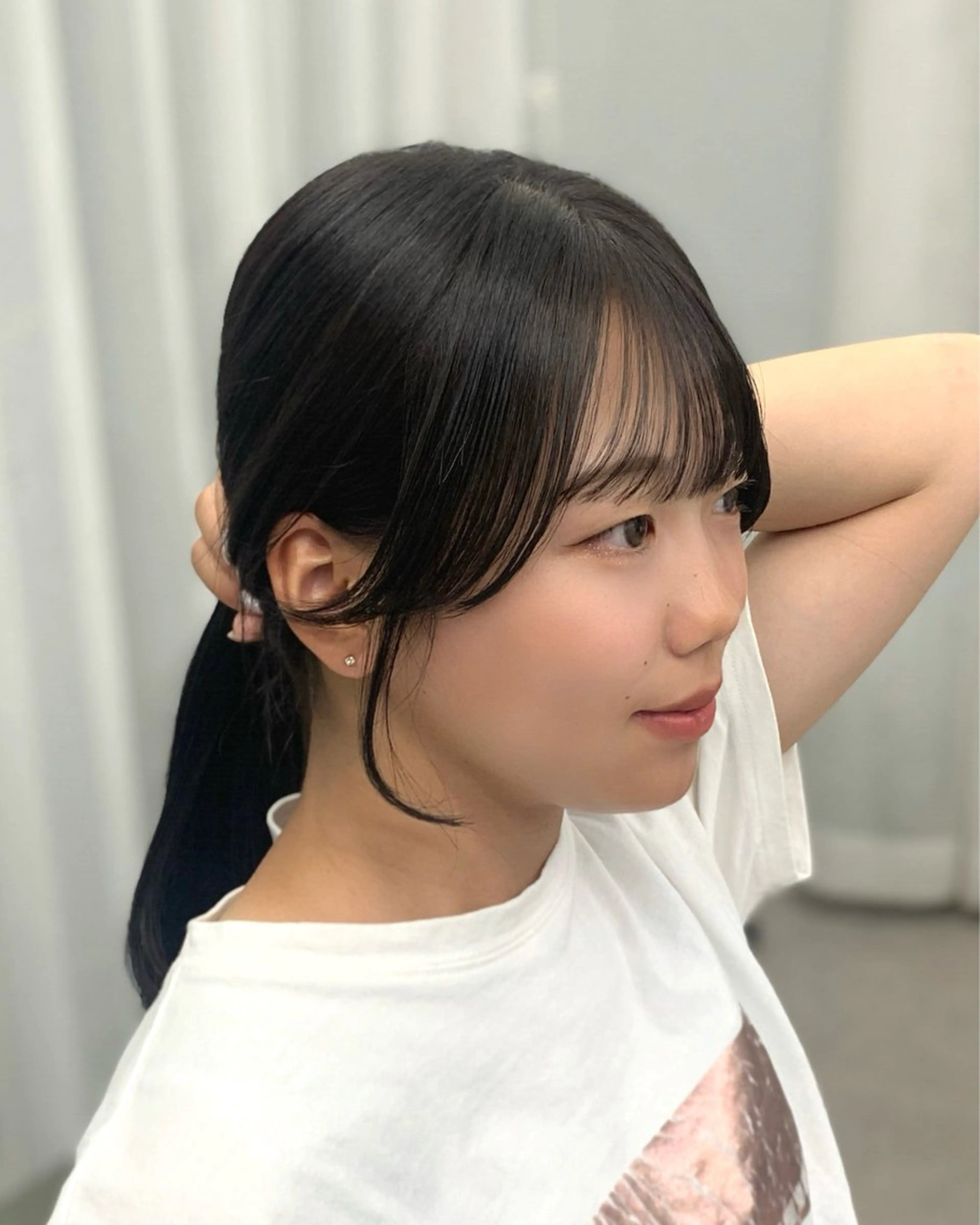 セミロング カット ヘアカラー shes茶屋町アリサ 🎀顔周り×韓国風のヘアスタイル