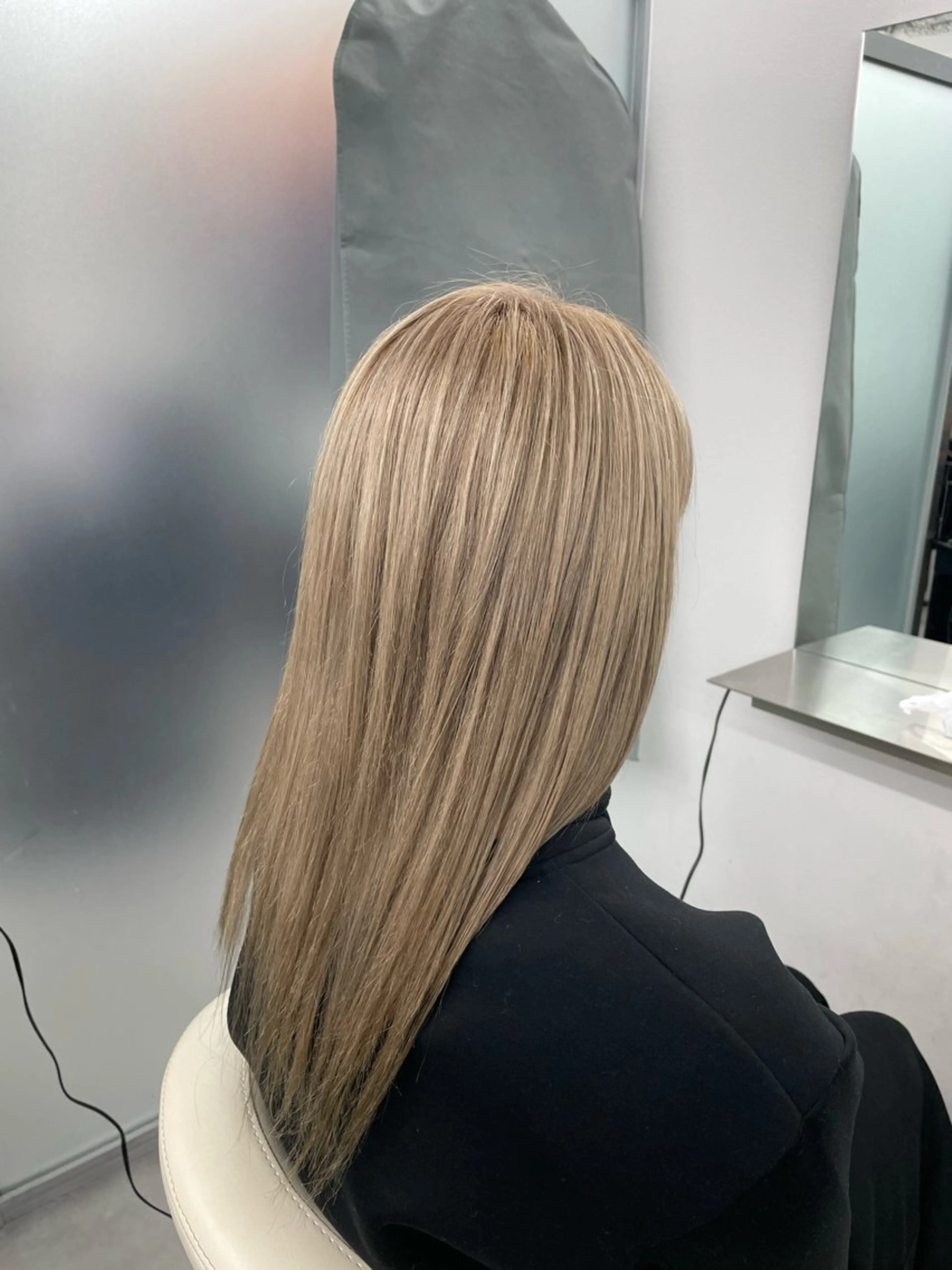 ダブルカラー(ブリーチ有り)の写真