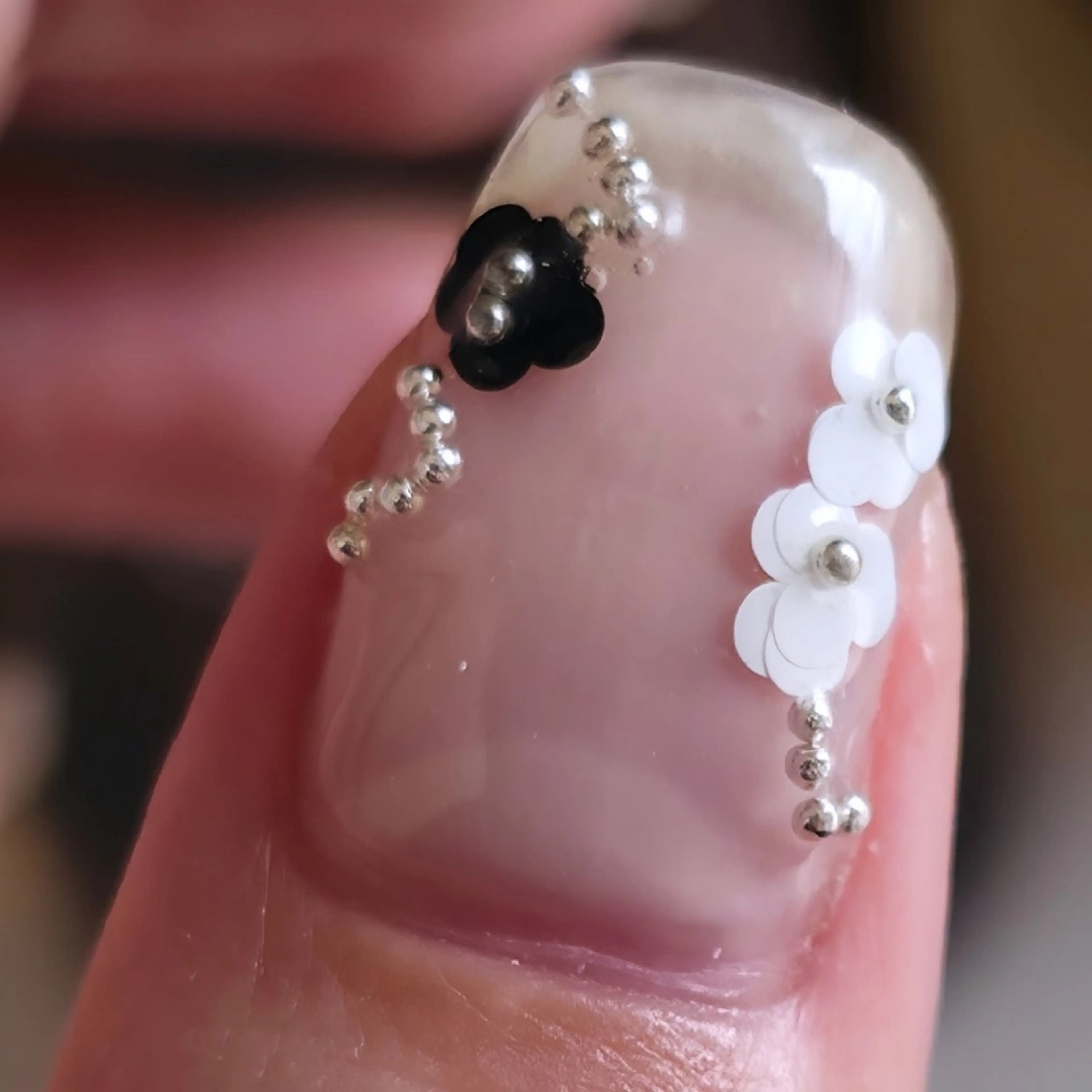 ネイル クリアネイル Fam_er. re07_nail のネイルデザイン