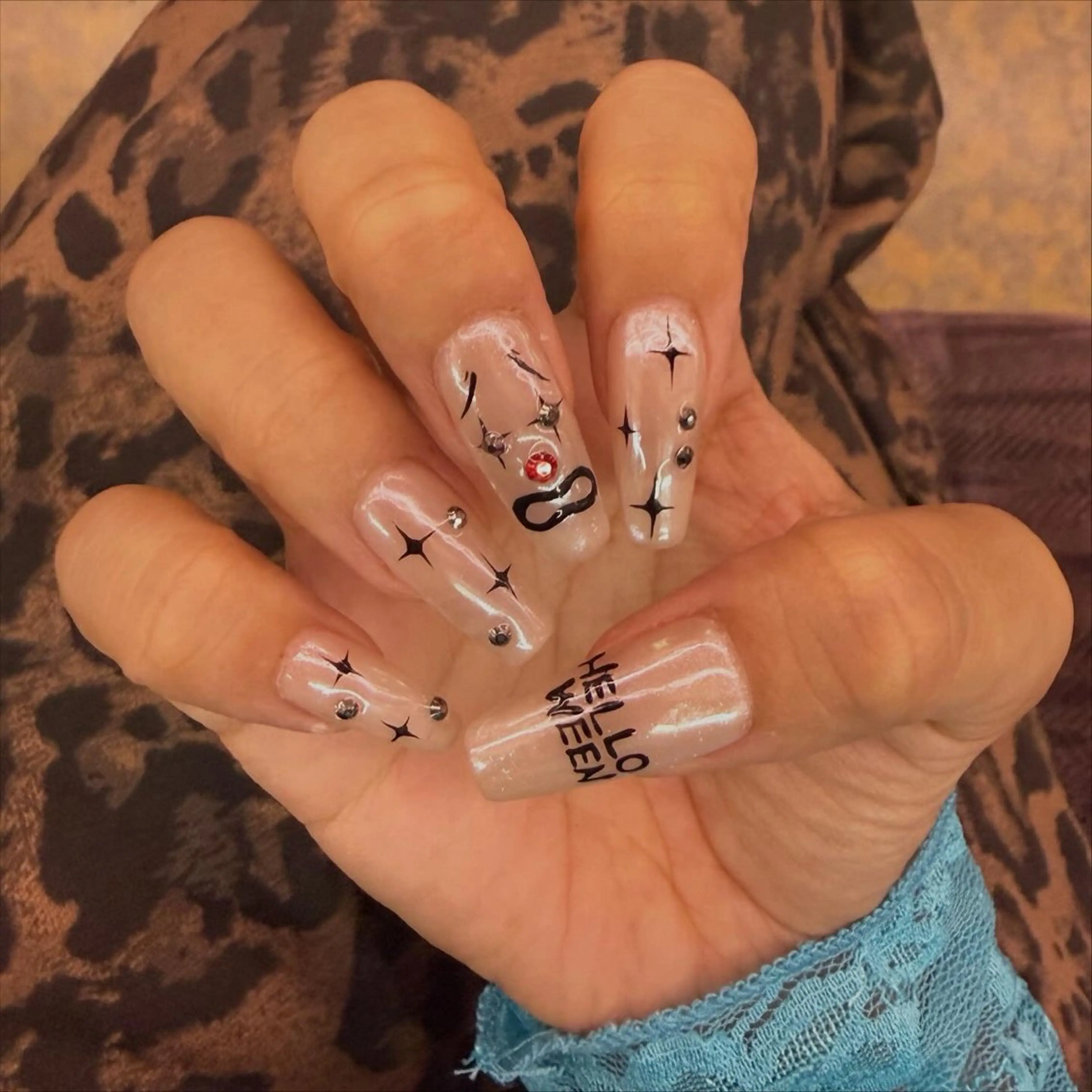 ネイル ハンドネイル AURORA eyelash&nail salon アメ村店所属・🌏AURORA | RiRi🪐のネイルデザイン
