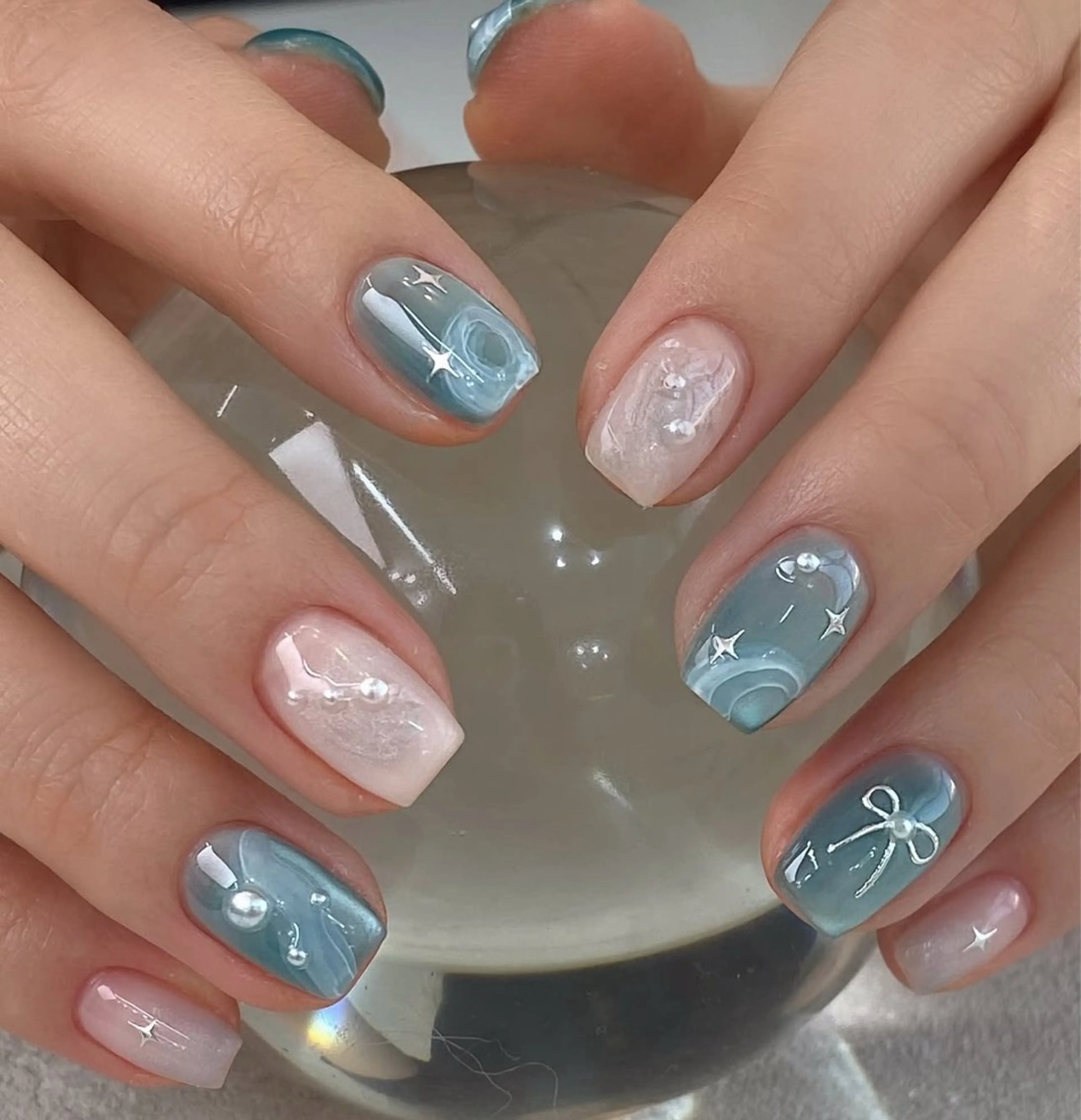 ネイル Le Clavier  Nail Salon所属・佐藤 ゆきのネイルデザイン