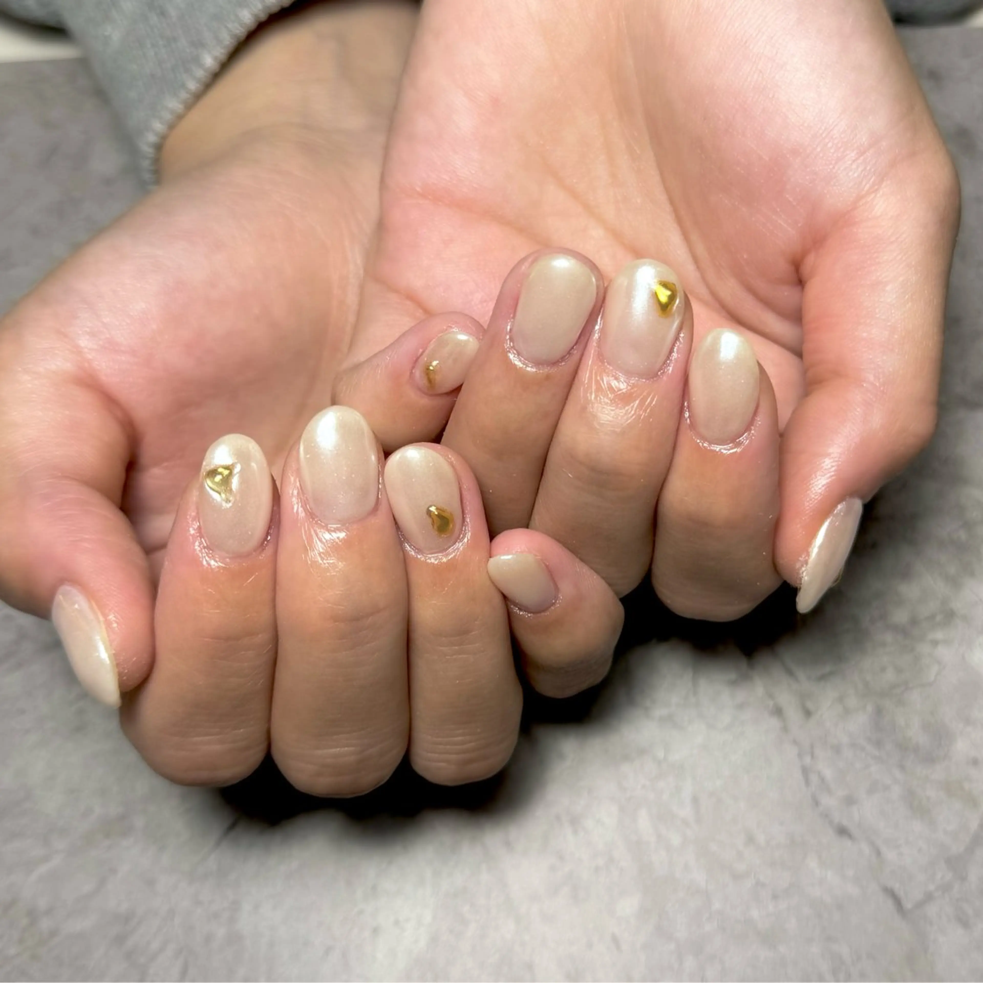 ネイル オーロラネイル キラキラネイル ミラーネイル シンプルネイル 春ネイル ハンドネイル Nail Salon Lillion【リリオン】所属・lillion karenのネイルデザイン