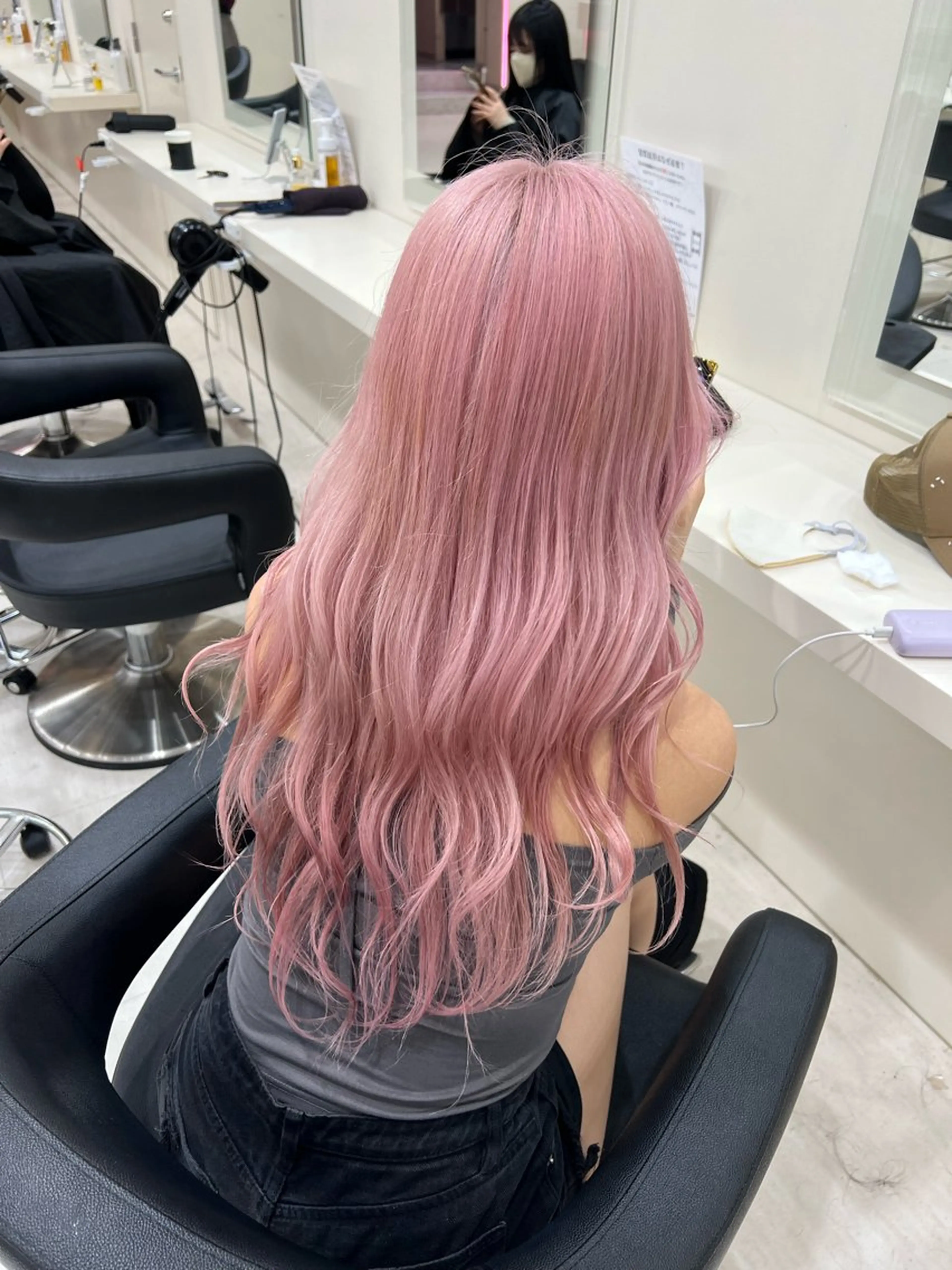 ロング カラー ヘアアレンジ ヘアカラー 韓国レイヤー＆ピンク 艶髪🩶maikoのヘアスタイル