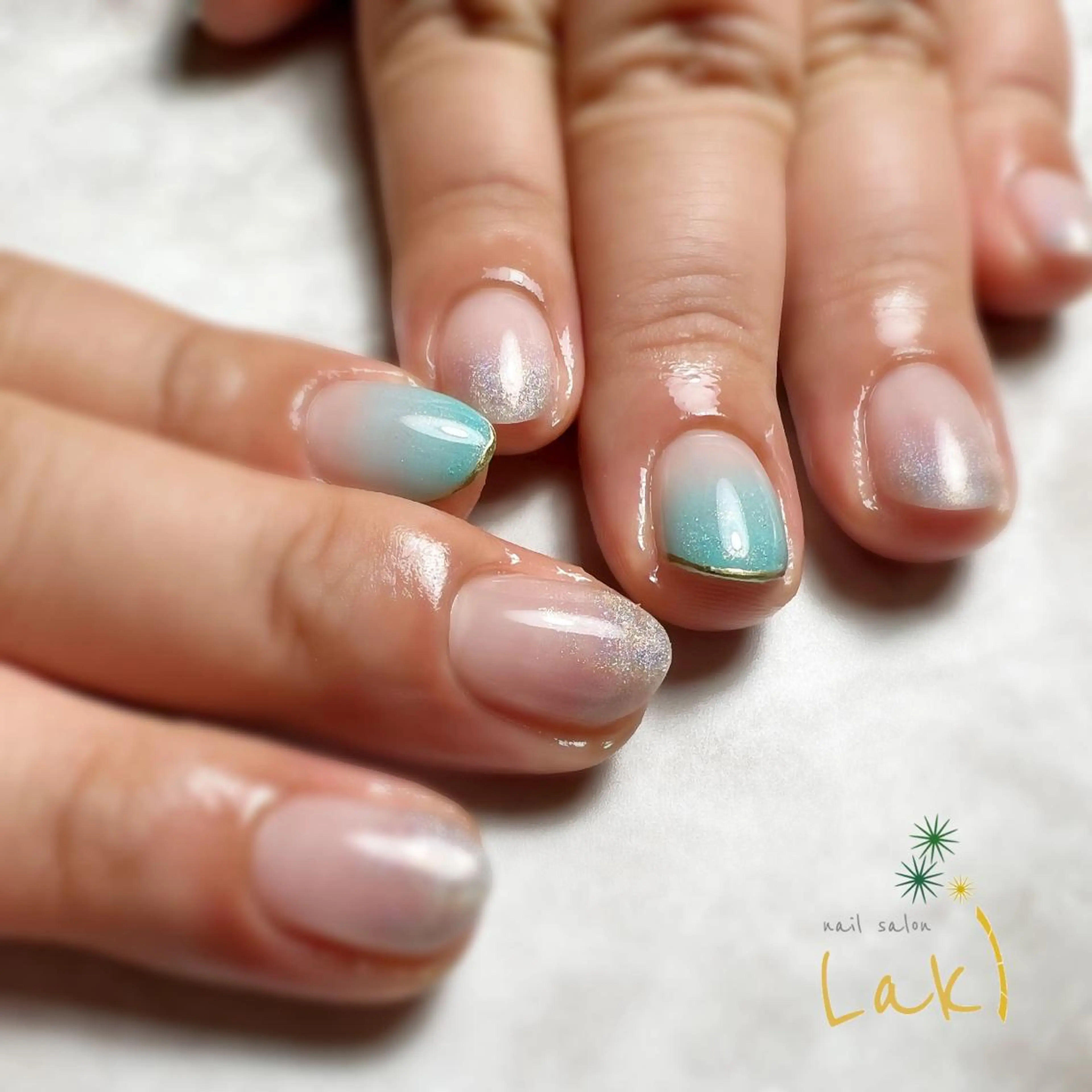 ショート ハンドネイル フットネイル NAILsalon Laki(ラキ)のネイルデザイン