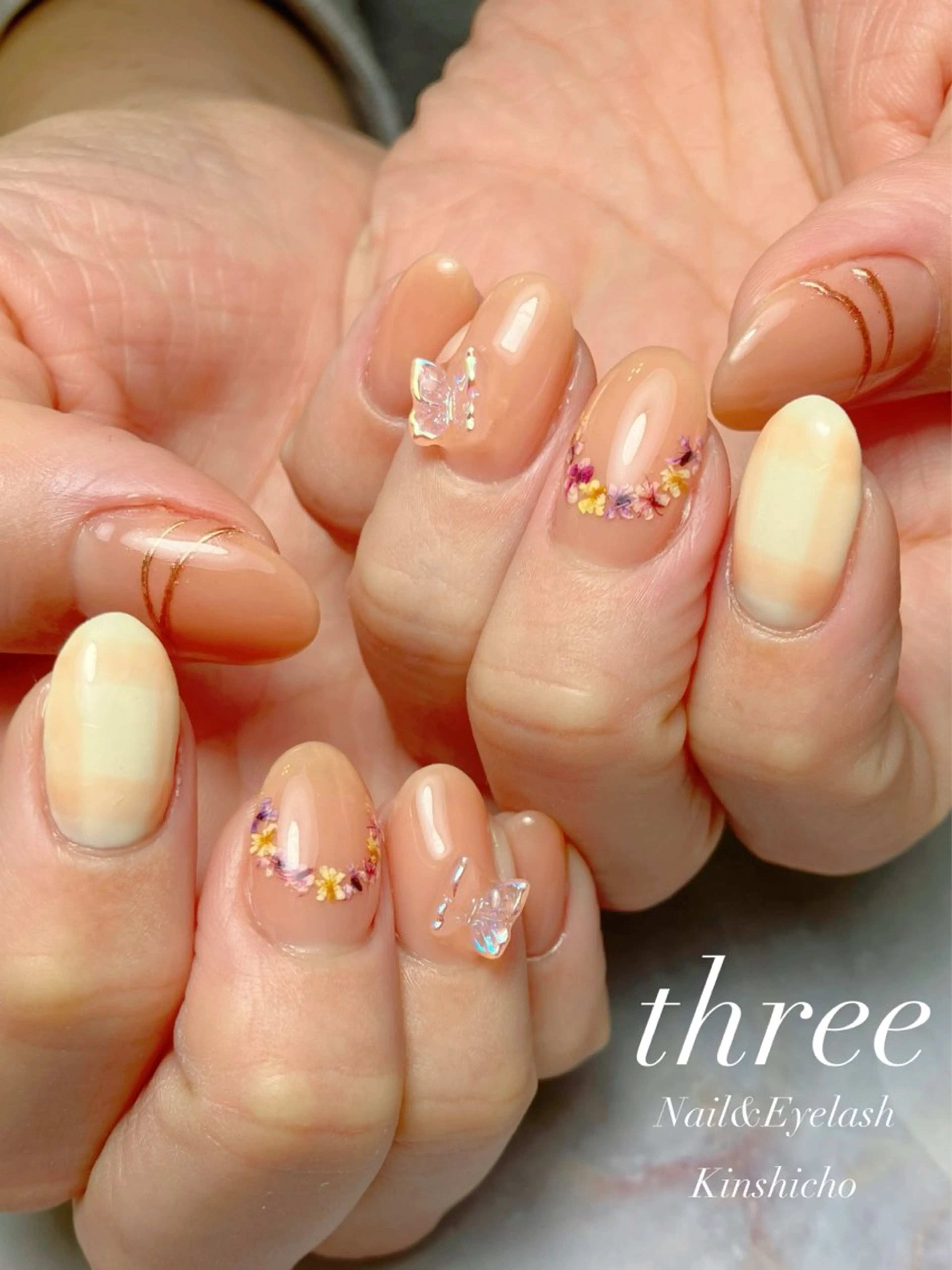 ネイル 韓国ネイル three Nail&Eyeのネイルデザイン