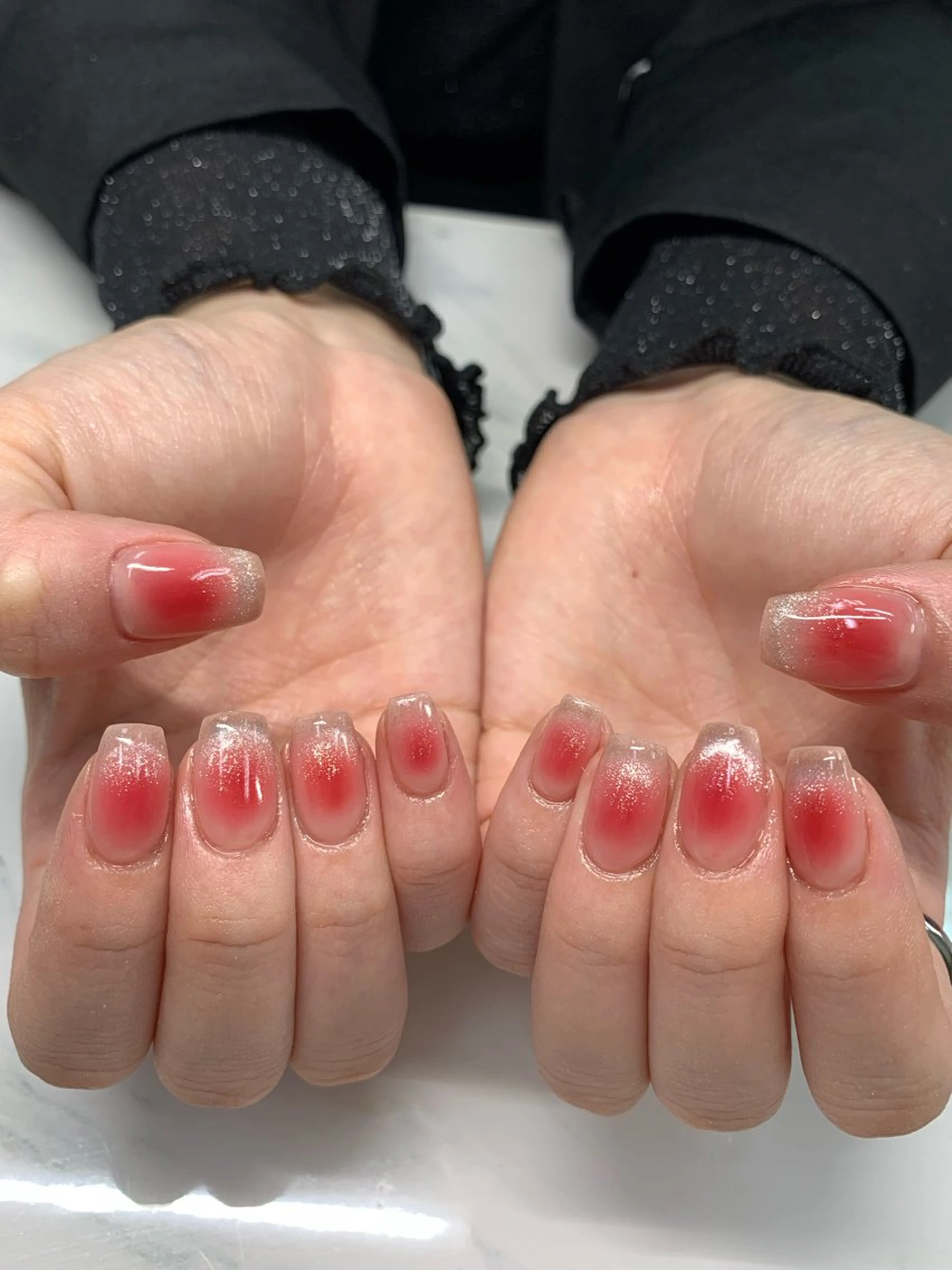 ネイル オーロラネイル 長さ出し フットネイル ジェルネイル キラキラネイル ハンドネイル インフィニティ ネイルサロンのネイルデザイン