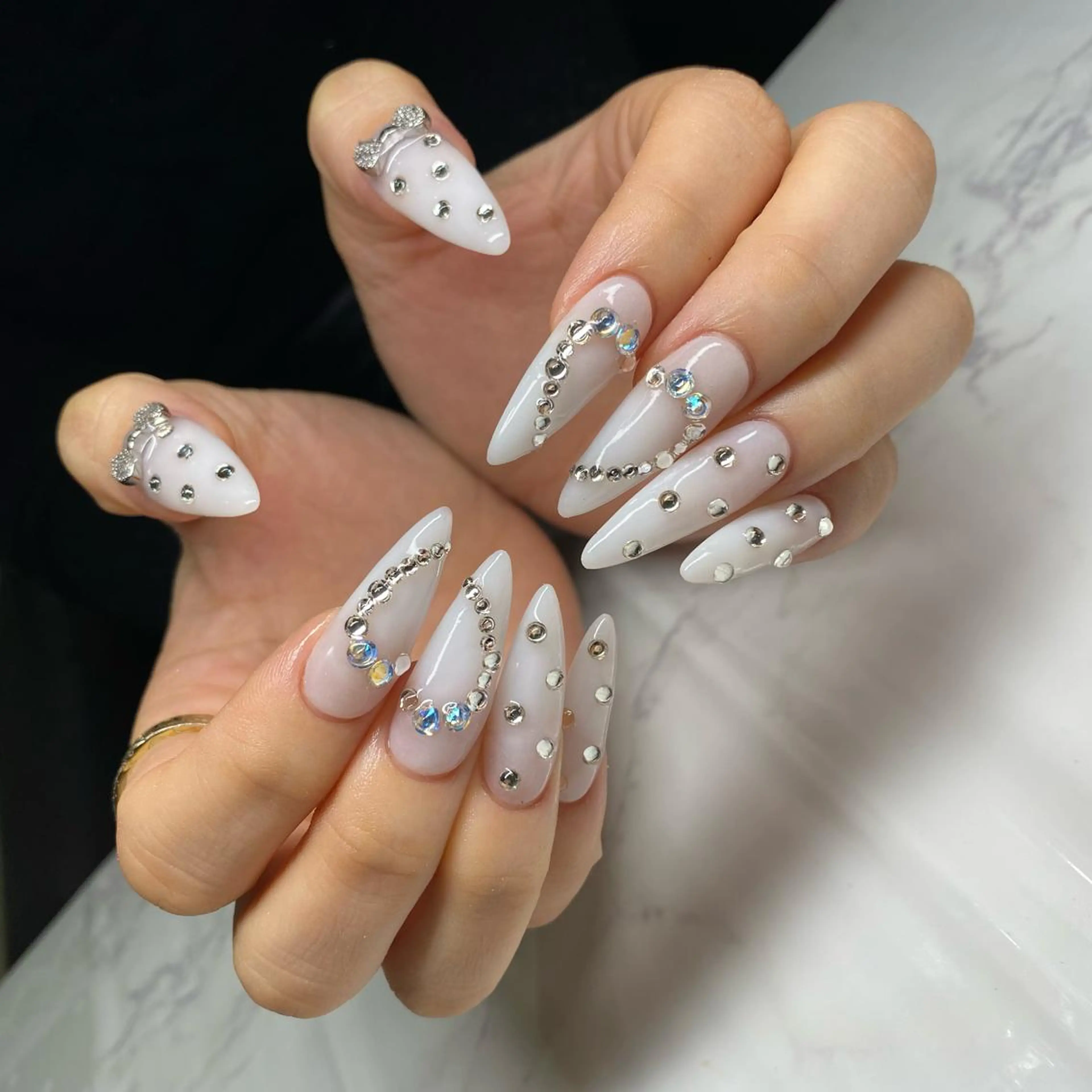 ロング ネイル ハンドネイル nail salon azuのネイルデザイン
