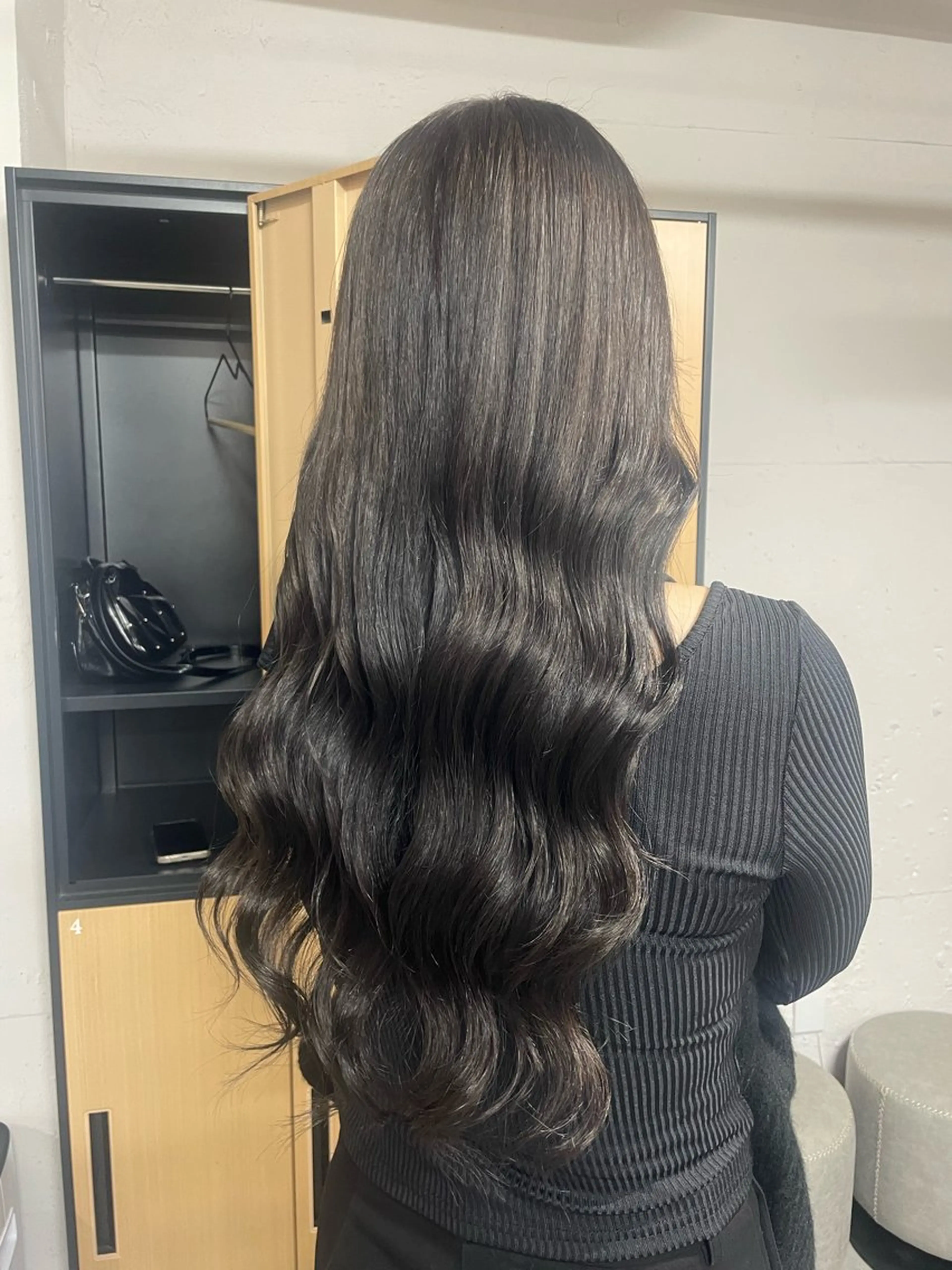 ロング カット ヘアカラー tokute 中野真咲🐺のヘアスタイル