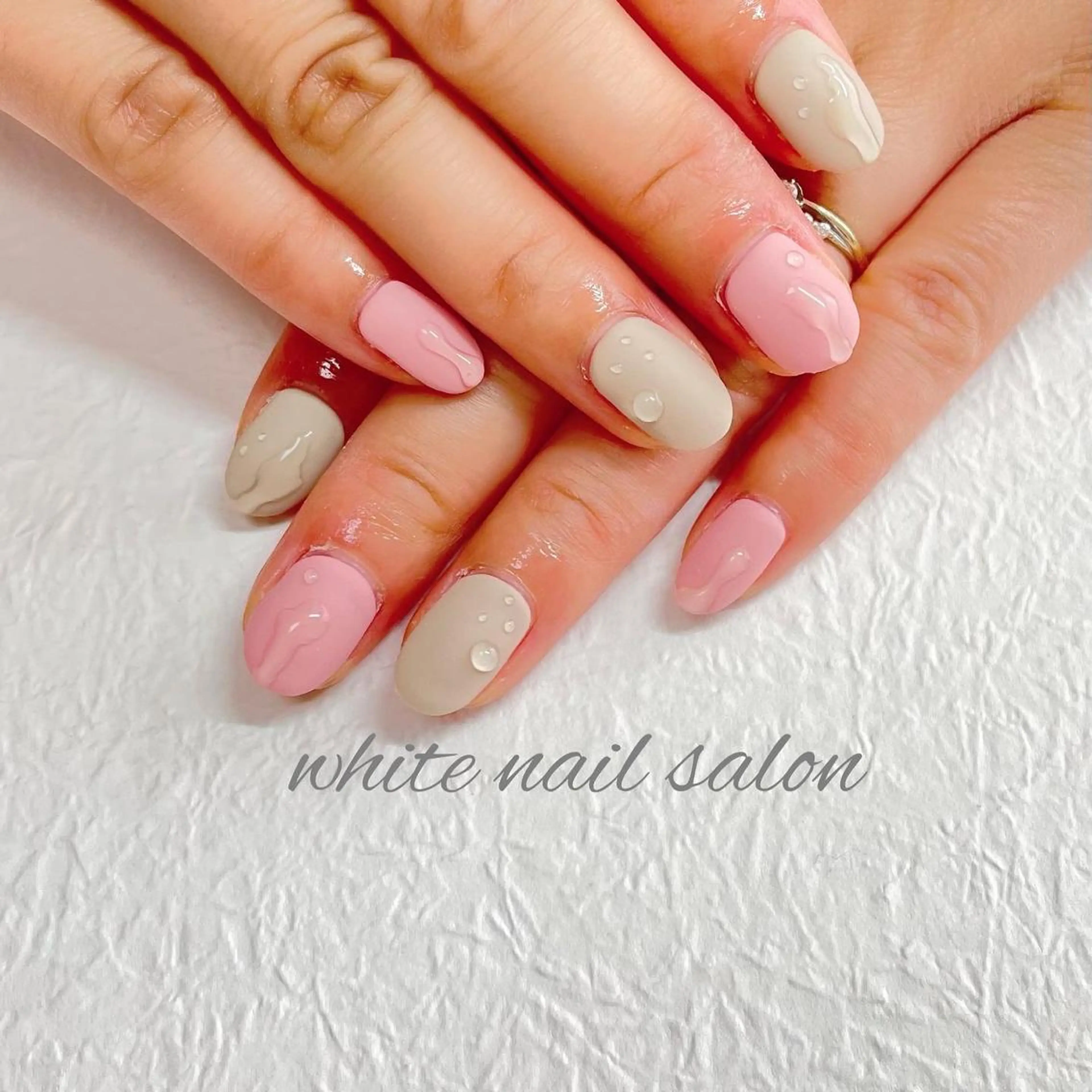 ネイル ジェルネイル ハードジェル ラメ(グリッター) 持ち込み ソフトジェル ハンドネイル white nail salonのネイルデザイン