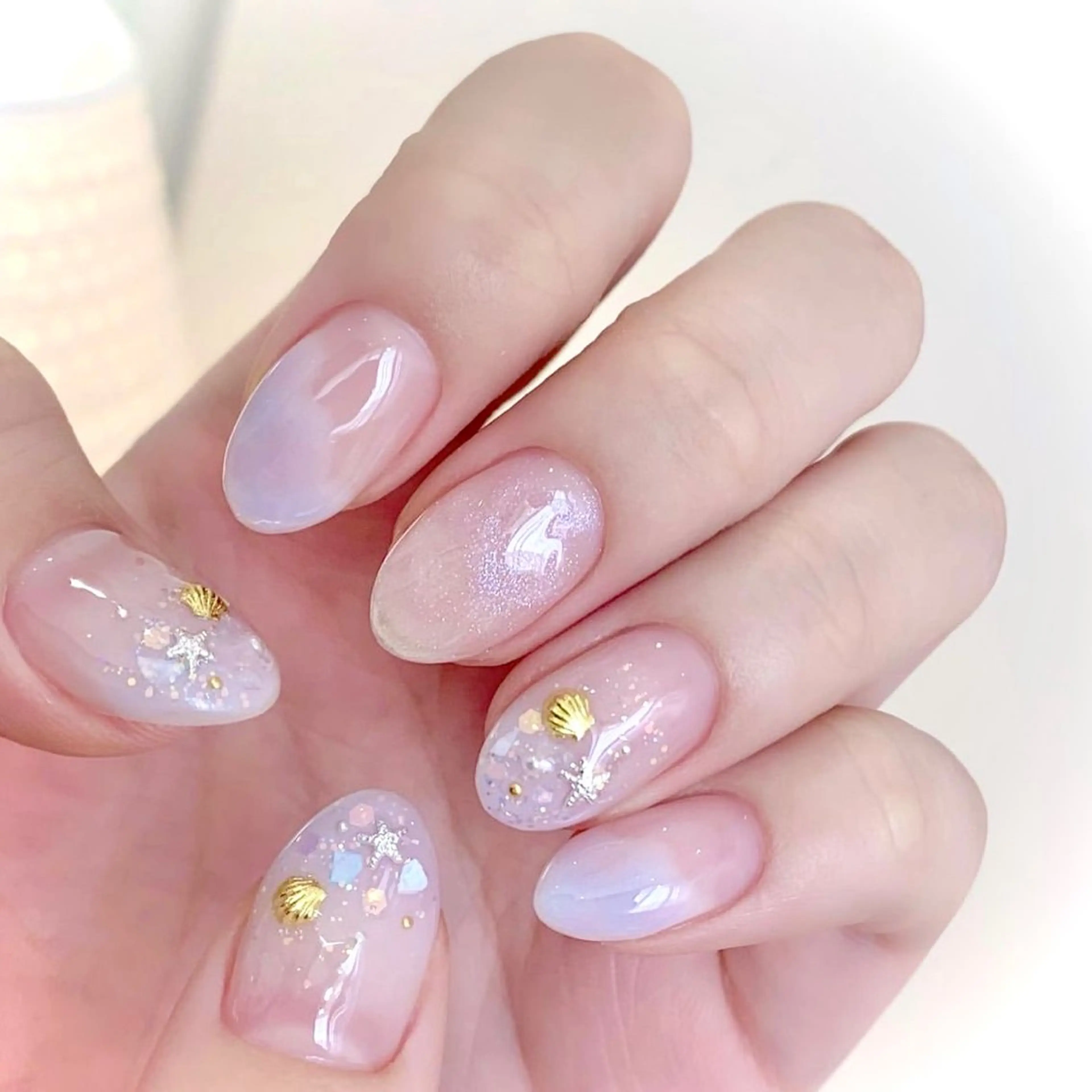 ネイル Vogusty's Nail 鶴見店のネイルデザイン