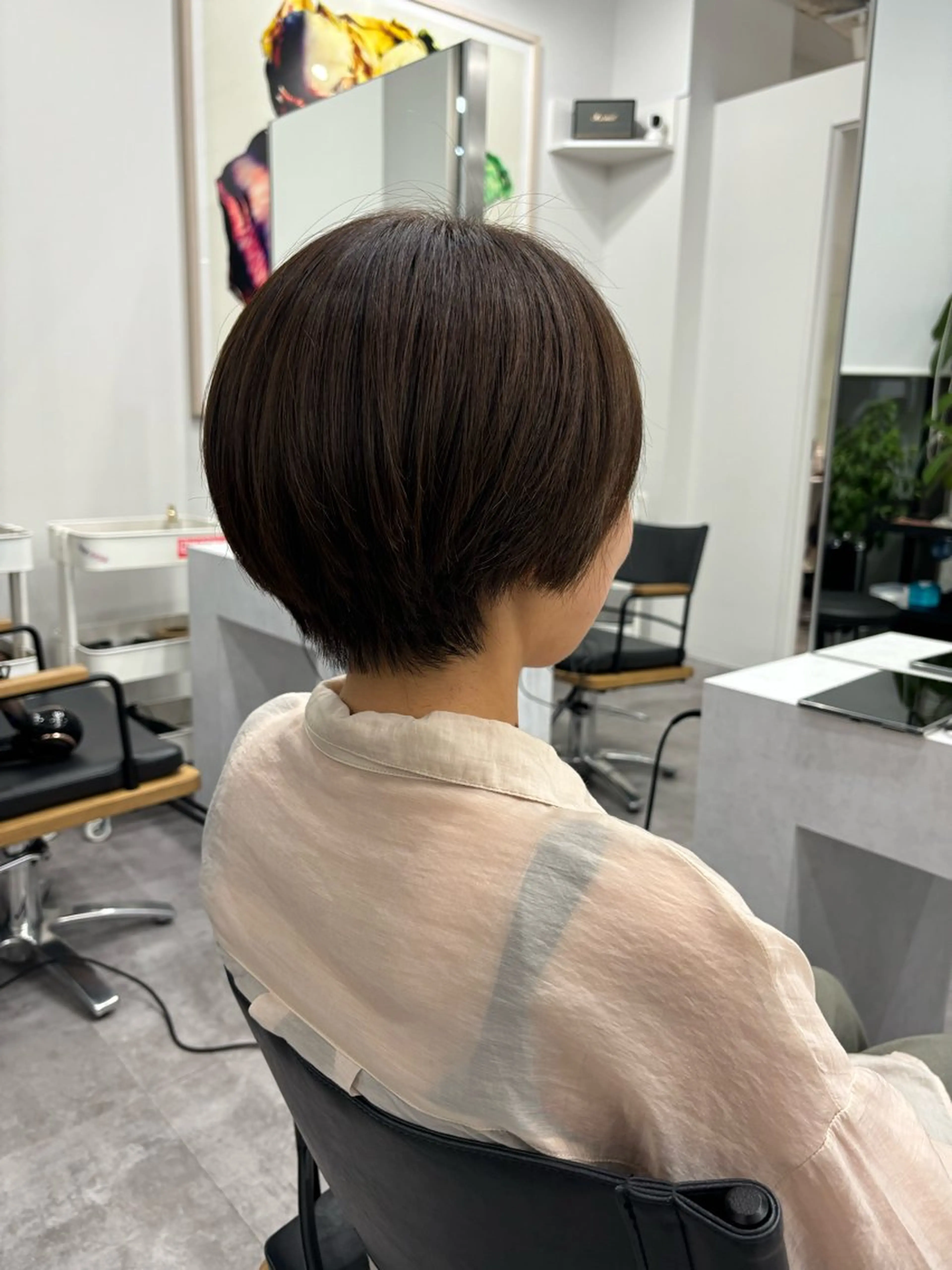 ショート カラー ヘアアレンジ マエダ アズミ🌱のヘアスタイル