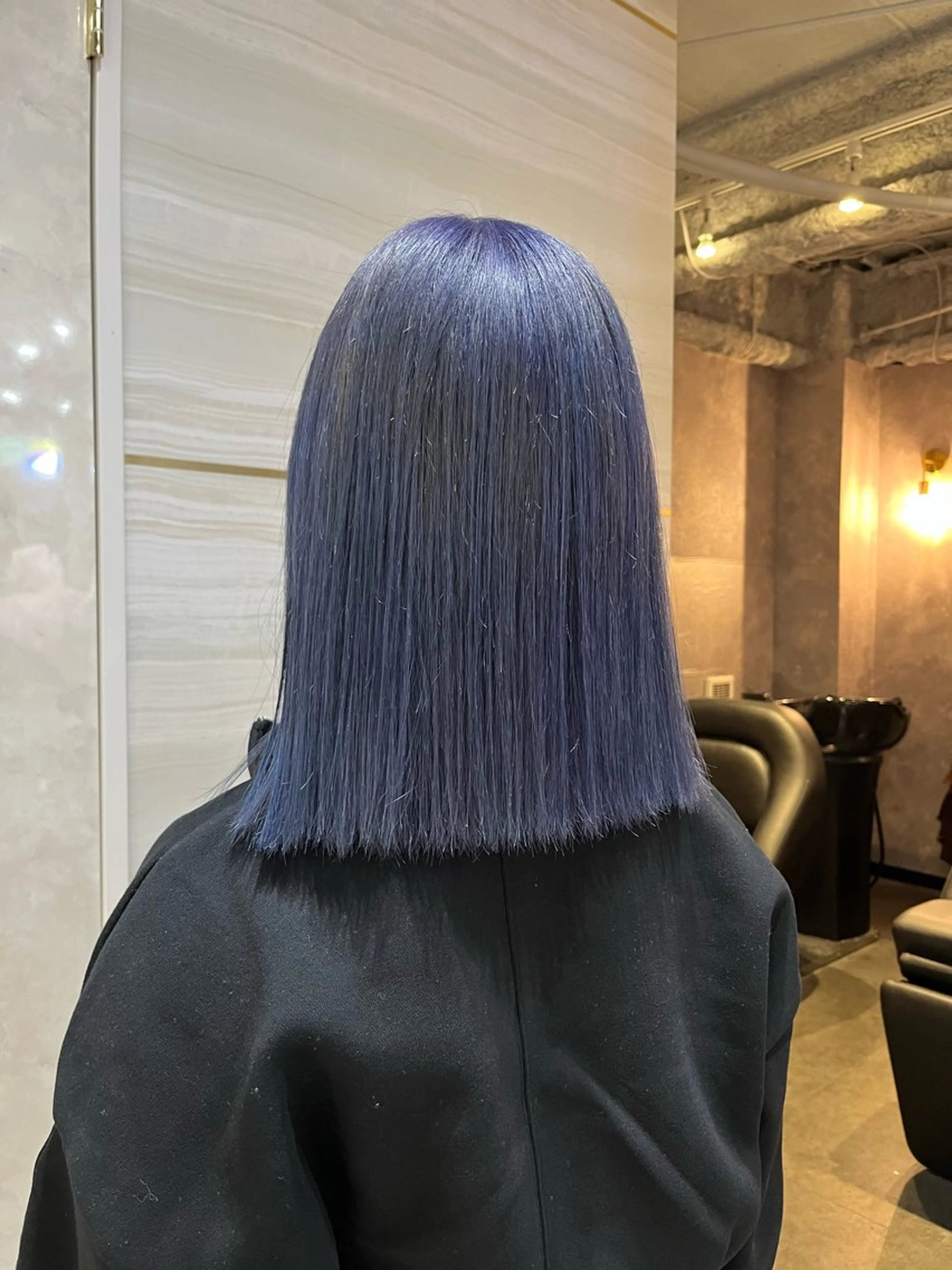 ミディアム カラー ブリーチ ブルーカラー ブルーラベンダー ケアブリーチ 透明感カラー ヘアカラー 💙Ami💙 elubylovisのヘアスタイル