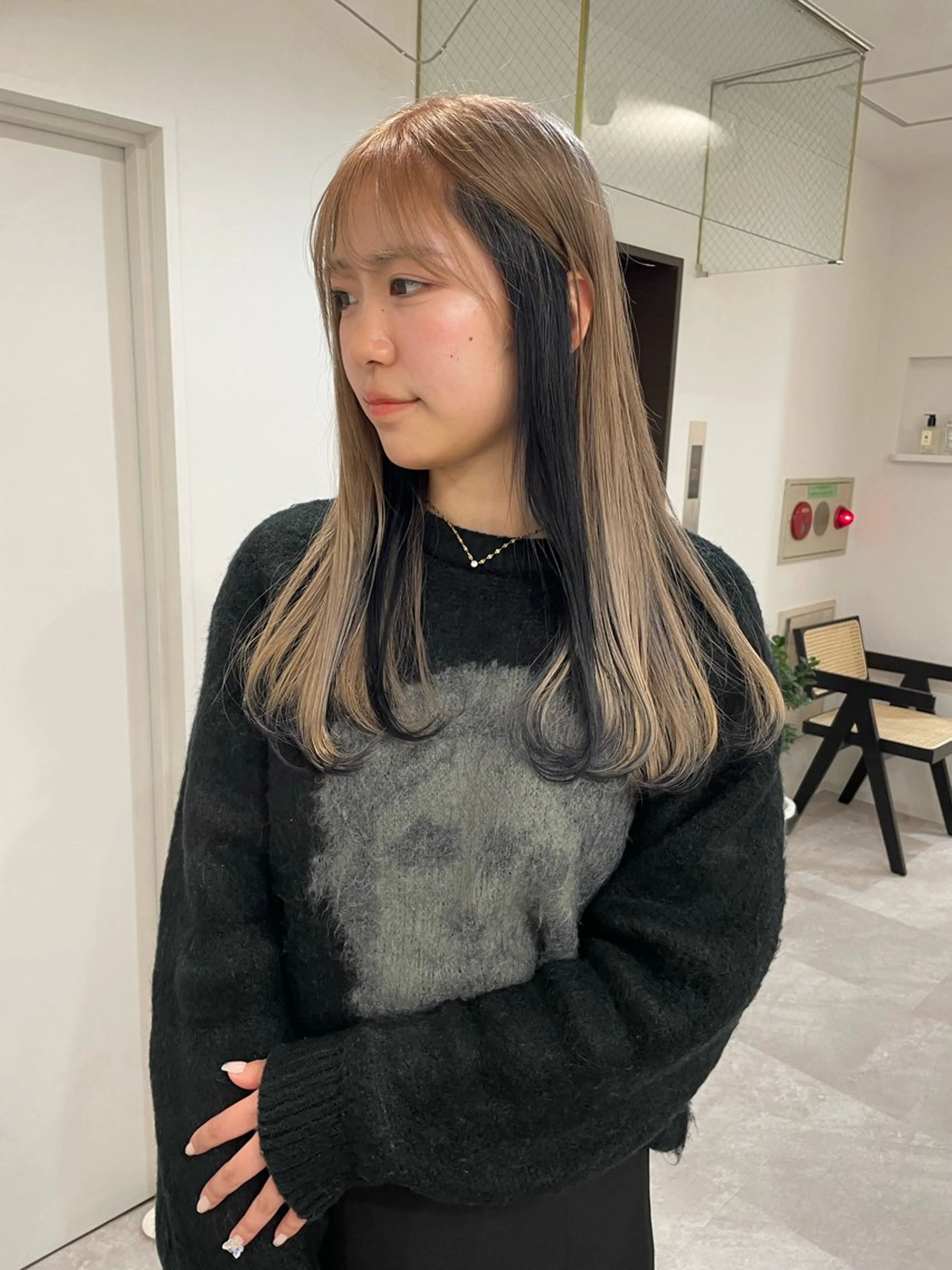 ロング カラー デザインカラー インナーカラー ダブルカラーVia/ airi♡のヘアスタイル