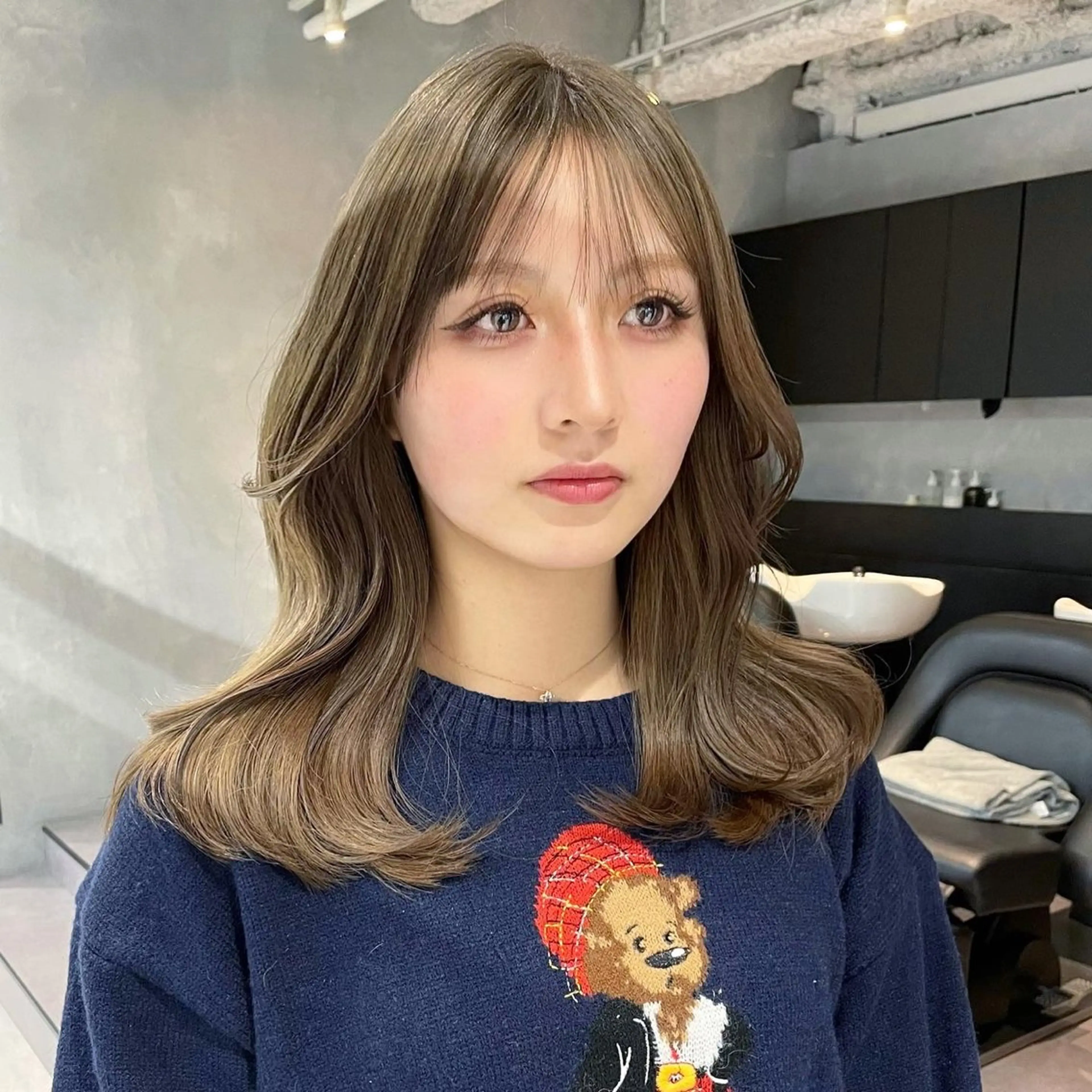 セミロング カラー 韓国風ヘア SALOWIN浦和店所属・1日5名限定美容師 miwaのヘアスタイル
