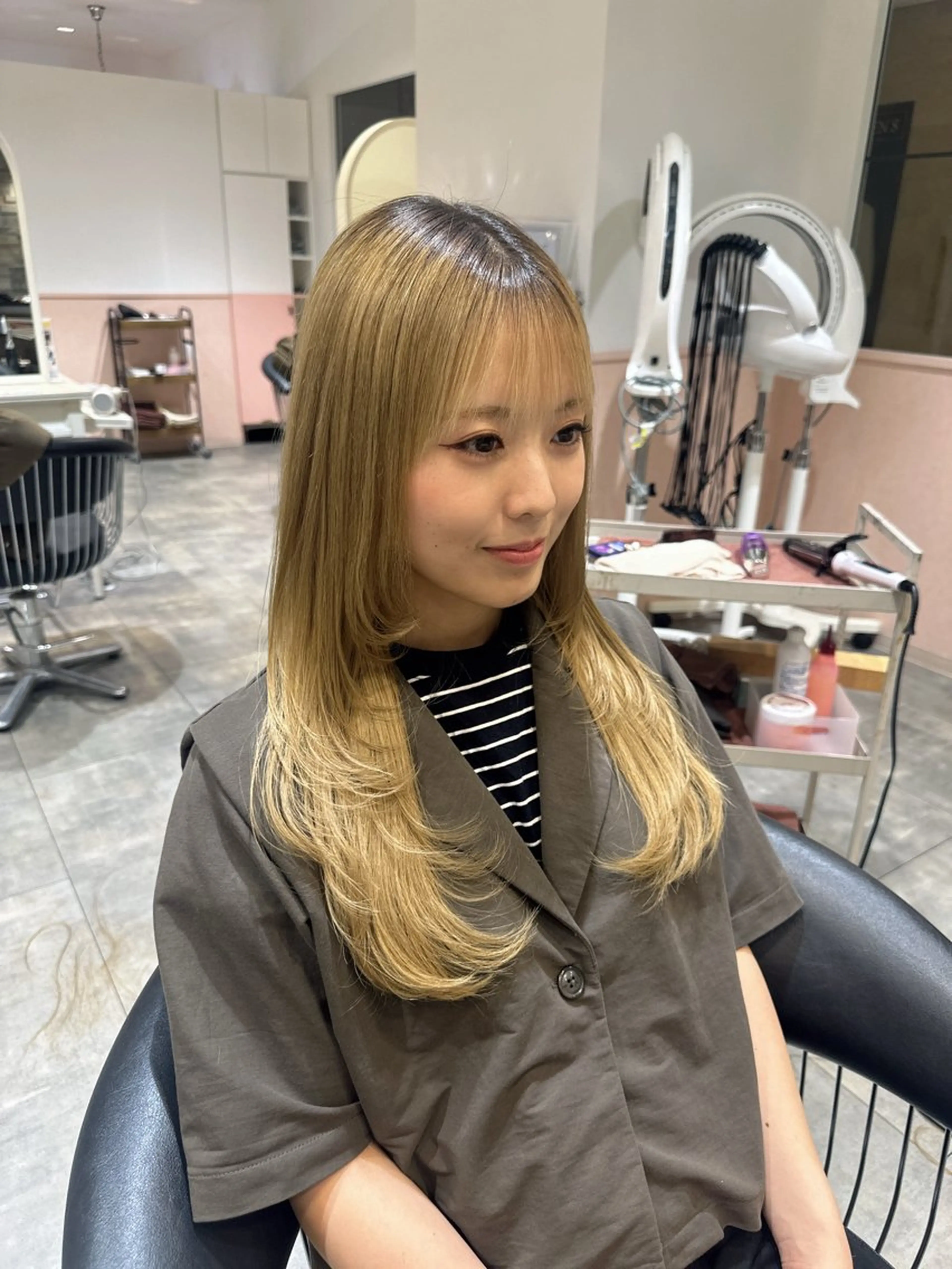ロング La Bless所属・La Bless 難波 Manakaのヘアスタイル