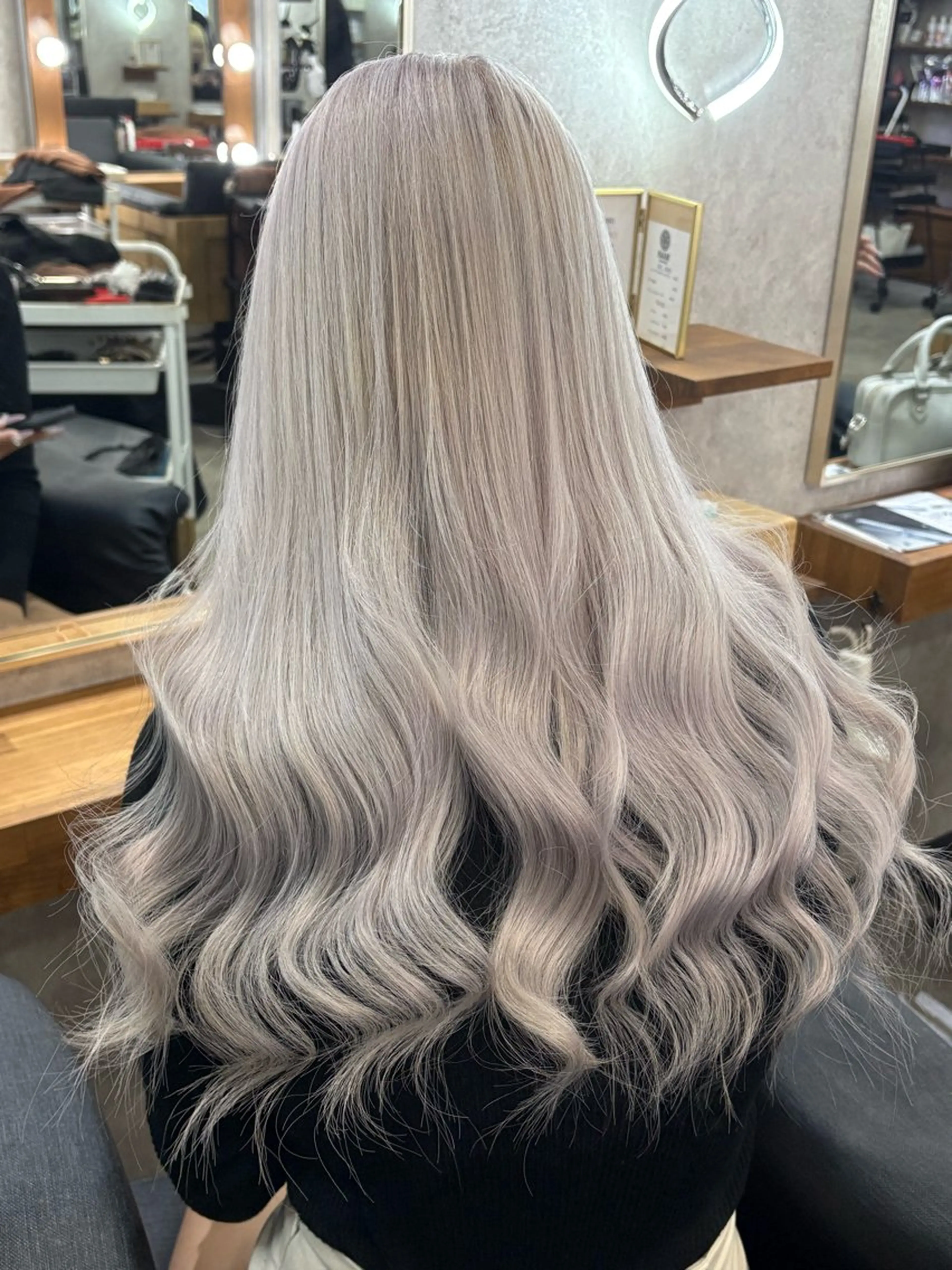 ロング れん/ハイトーン /エクステ/韓国風のヘアスタイル