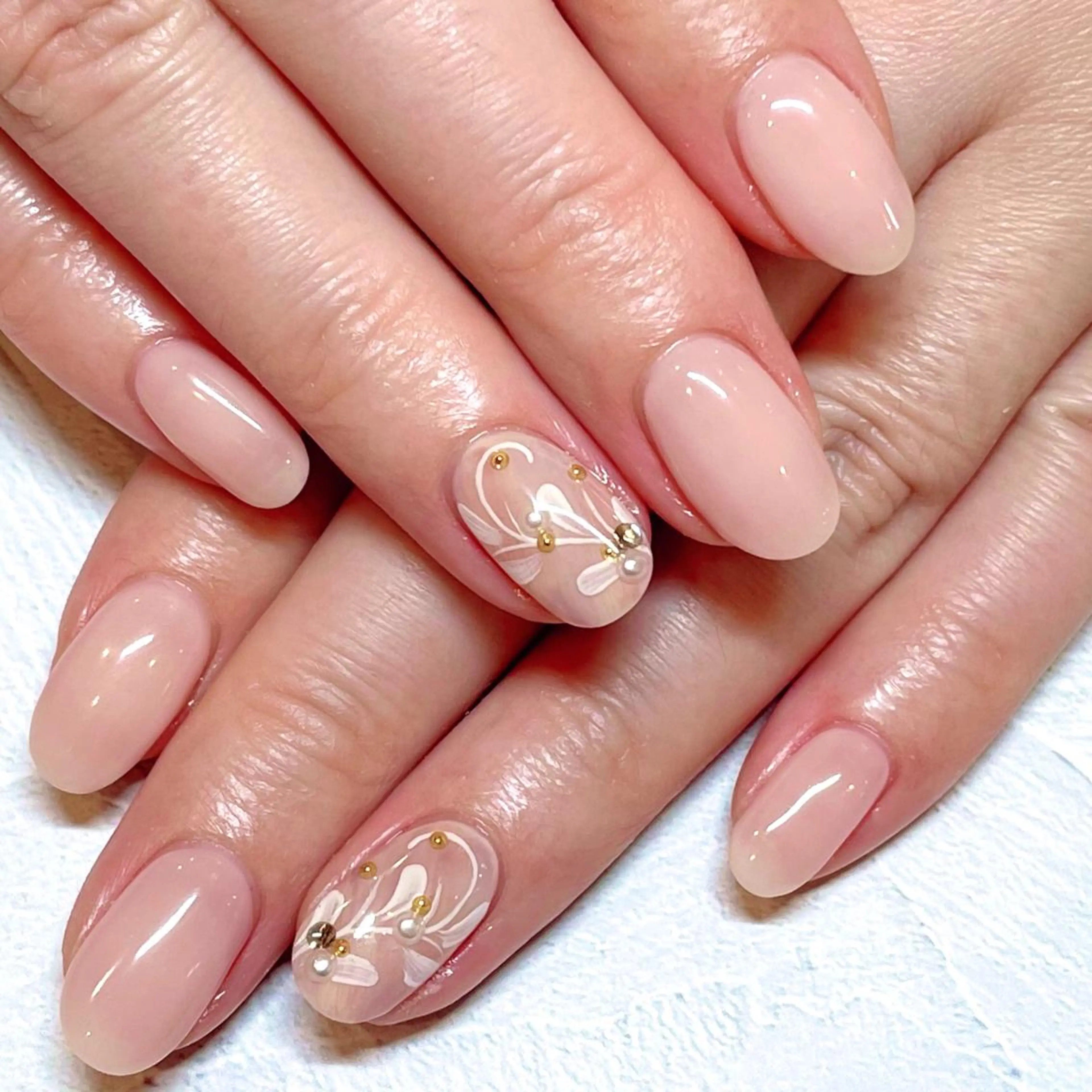 ネイル f'bloom  L’ecrinのネイルデザイン