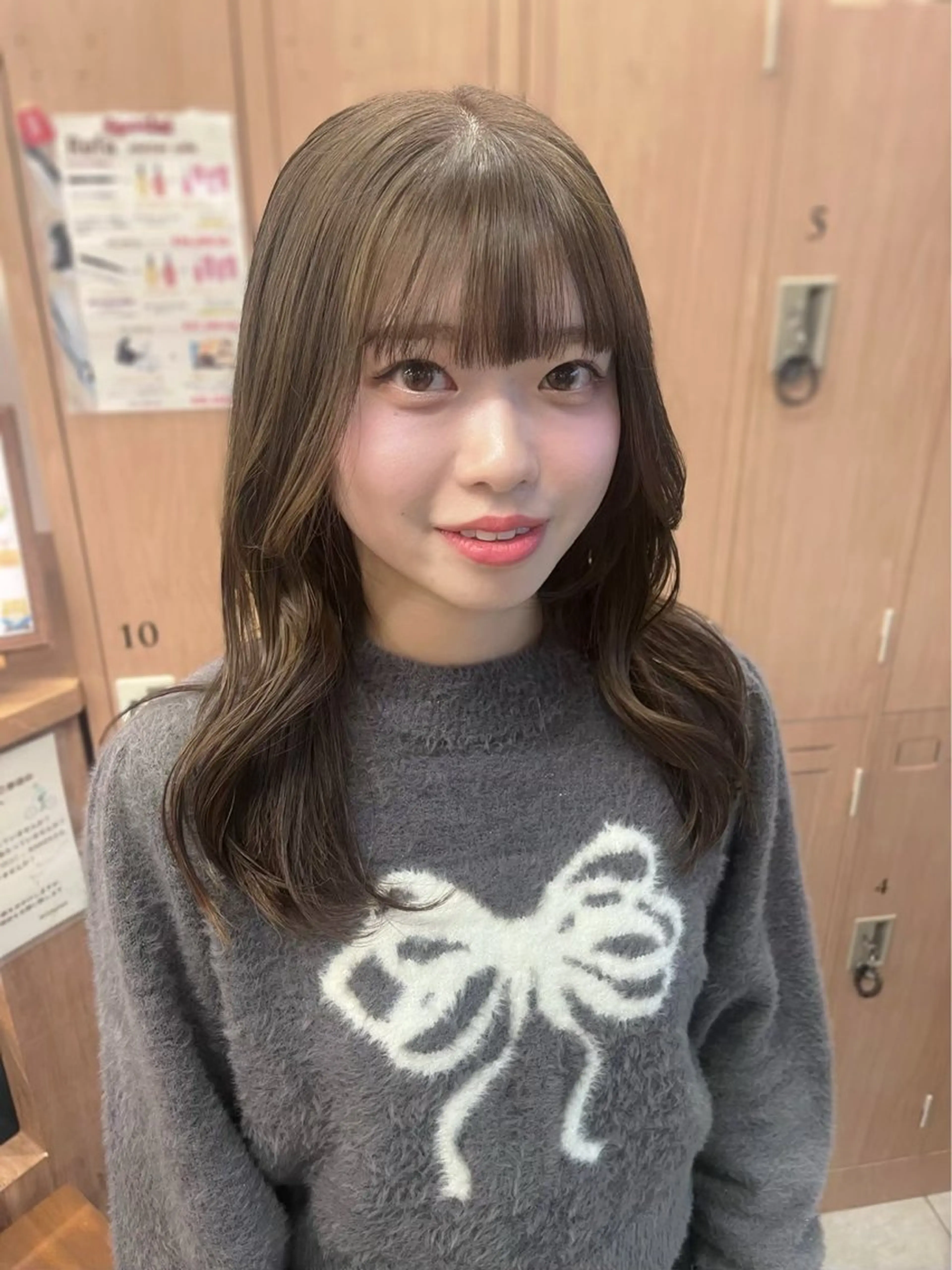 セミロング カラー 🌼【暖色カラー】 kanon🐣のヘアスタイル