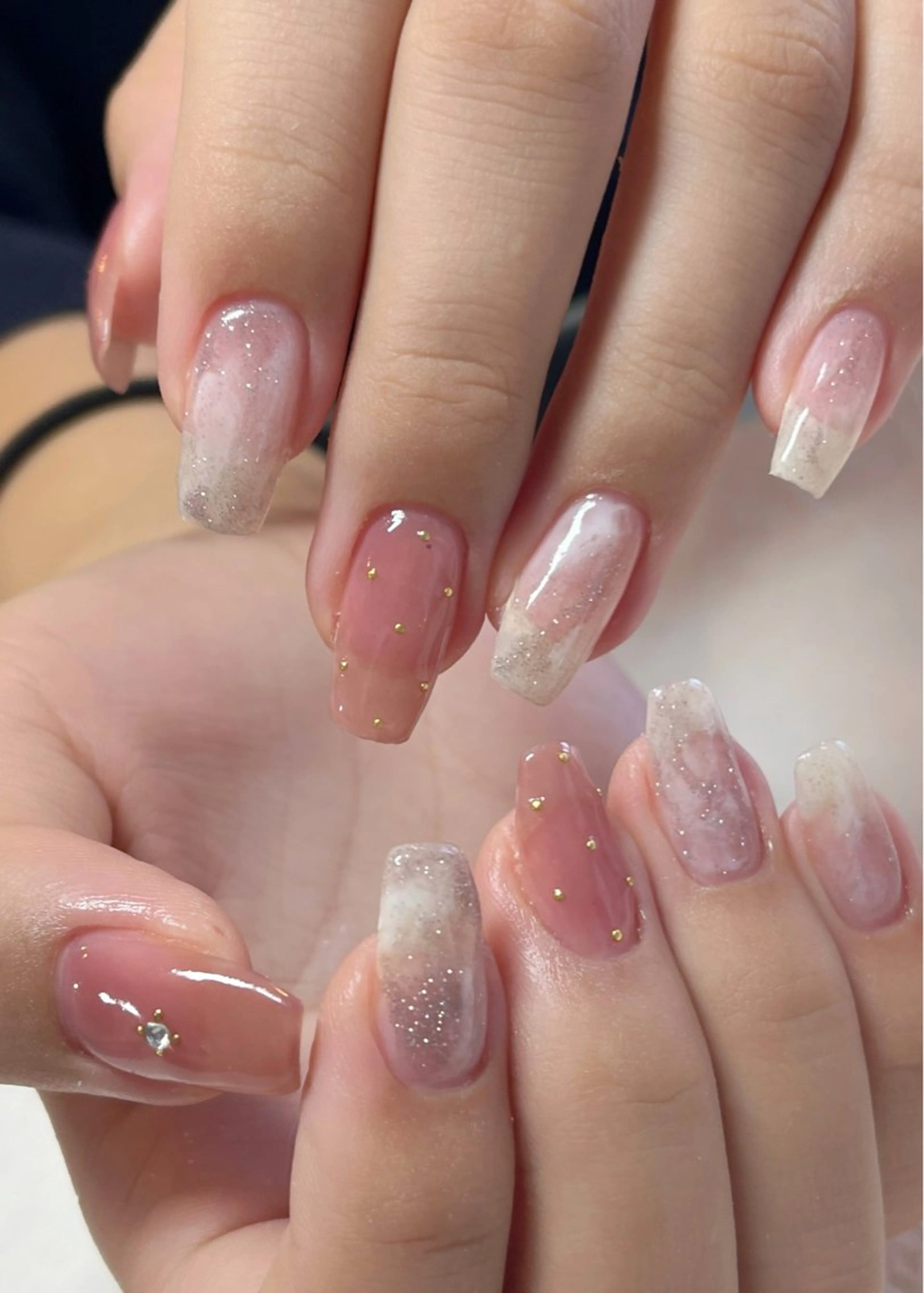 ネイル ハンドネイル AYANO Vivianのネイルデザイン