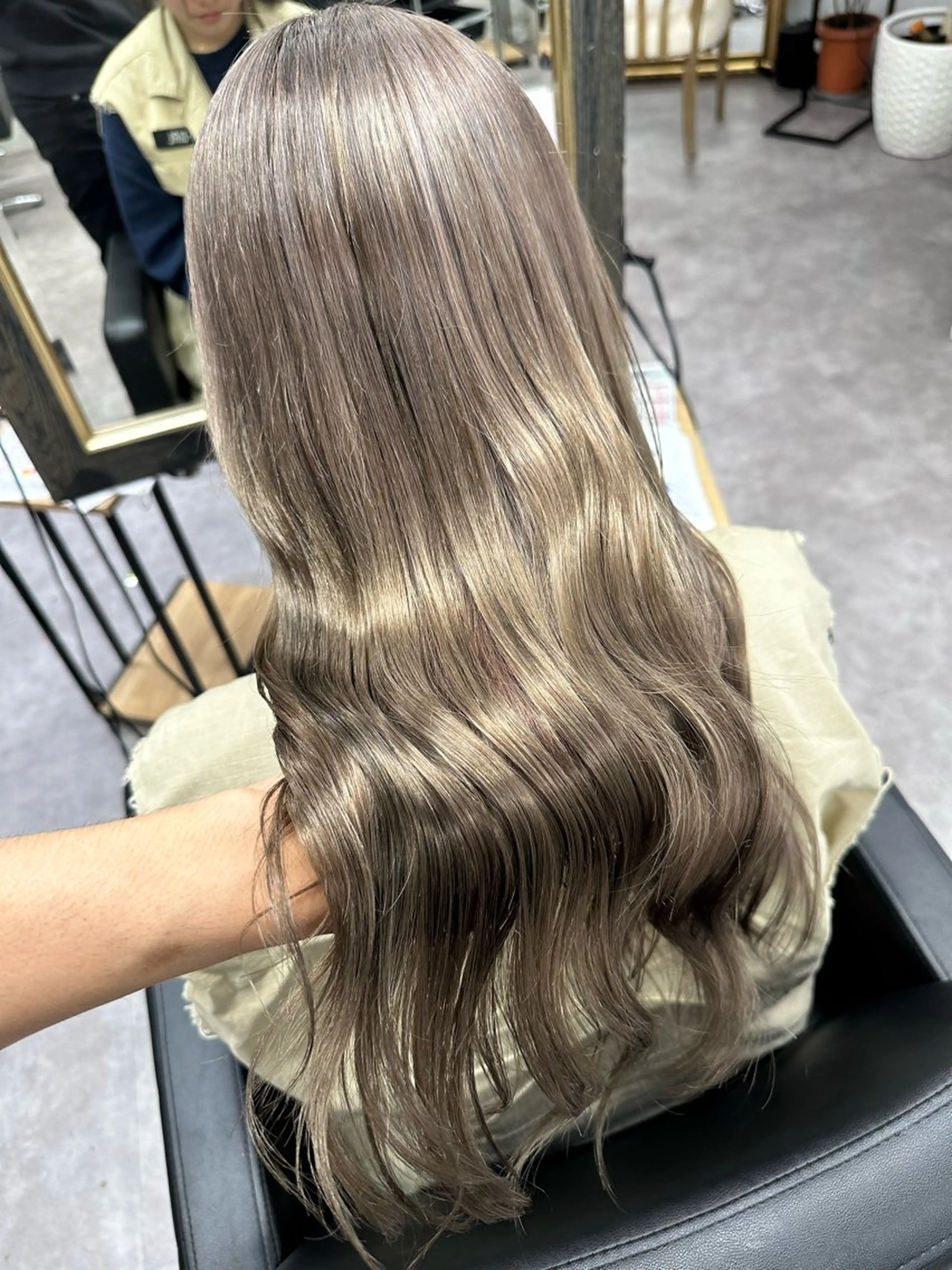 ロング カラー ヘアアレンジ カット ヘアカラー トリートメント 久米 治仁のヘアスタイル
