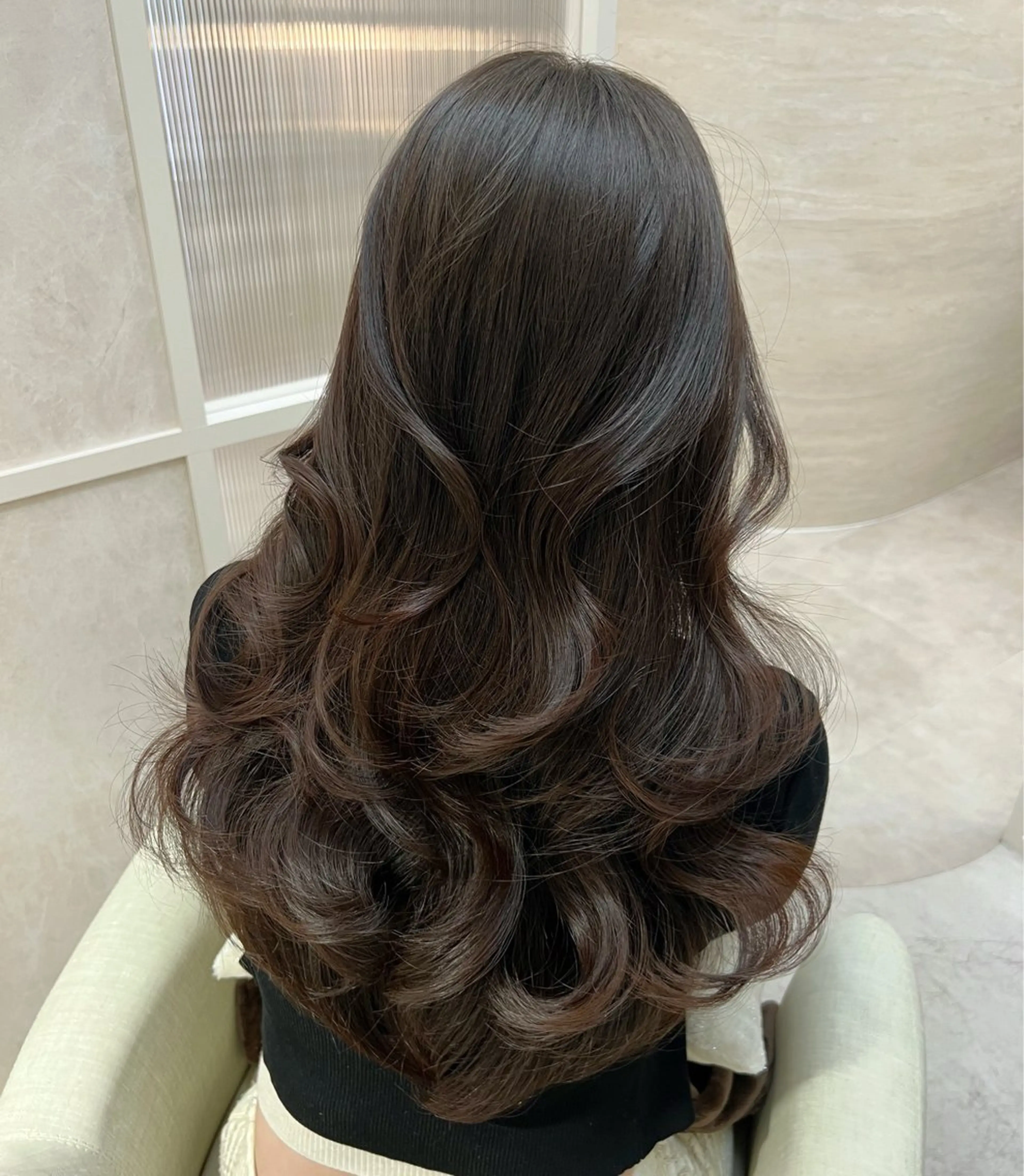 ロング カラー カット ヘアカラー トリートメント kumu 栄のヘアスタイル
