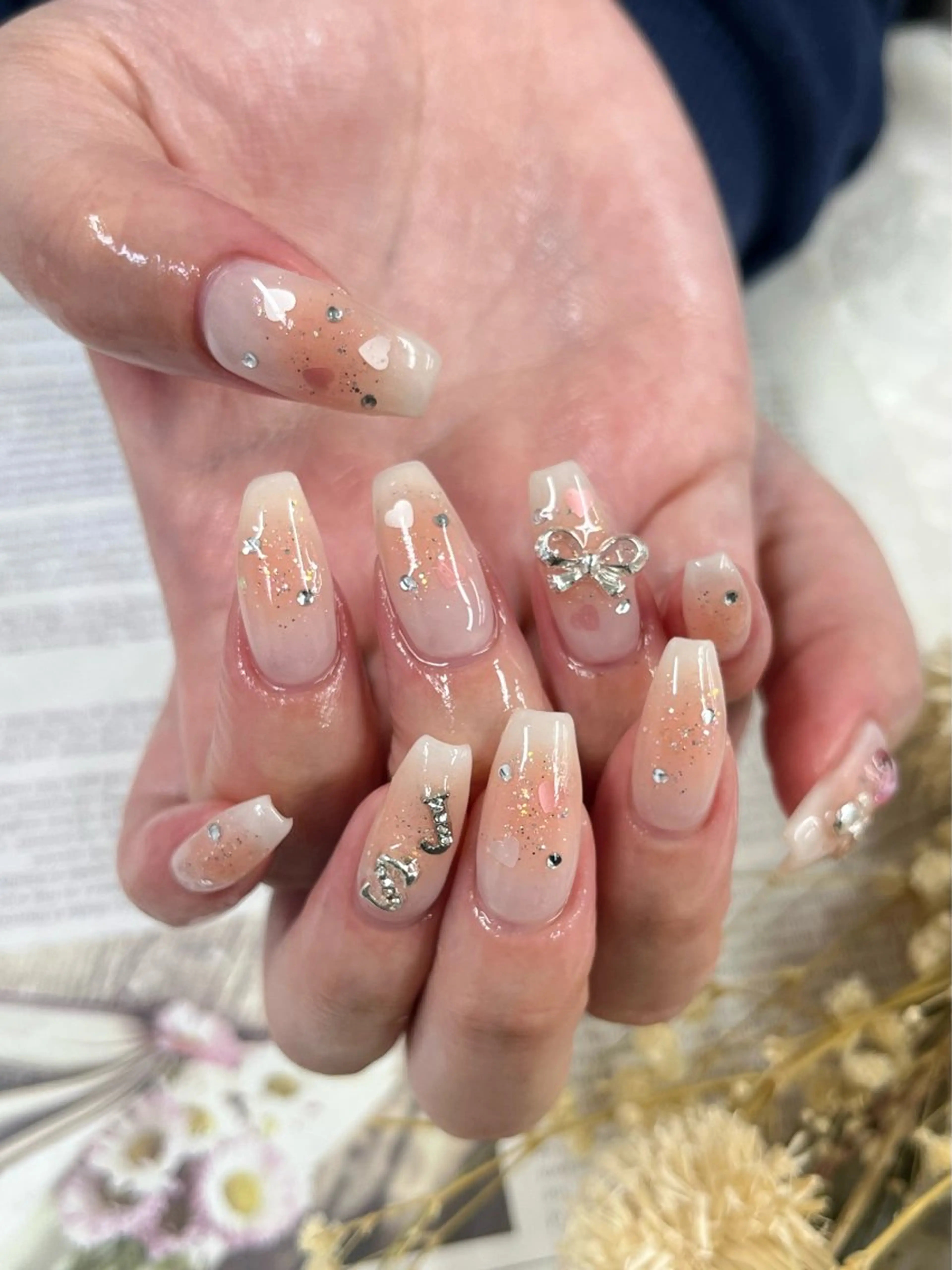 ネイル 持ち込み リボン ハンドネイル Basic町田本店 Suzunaのネイルデザイン
