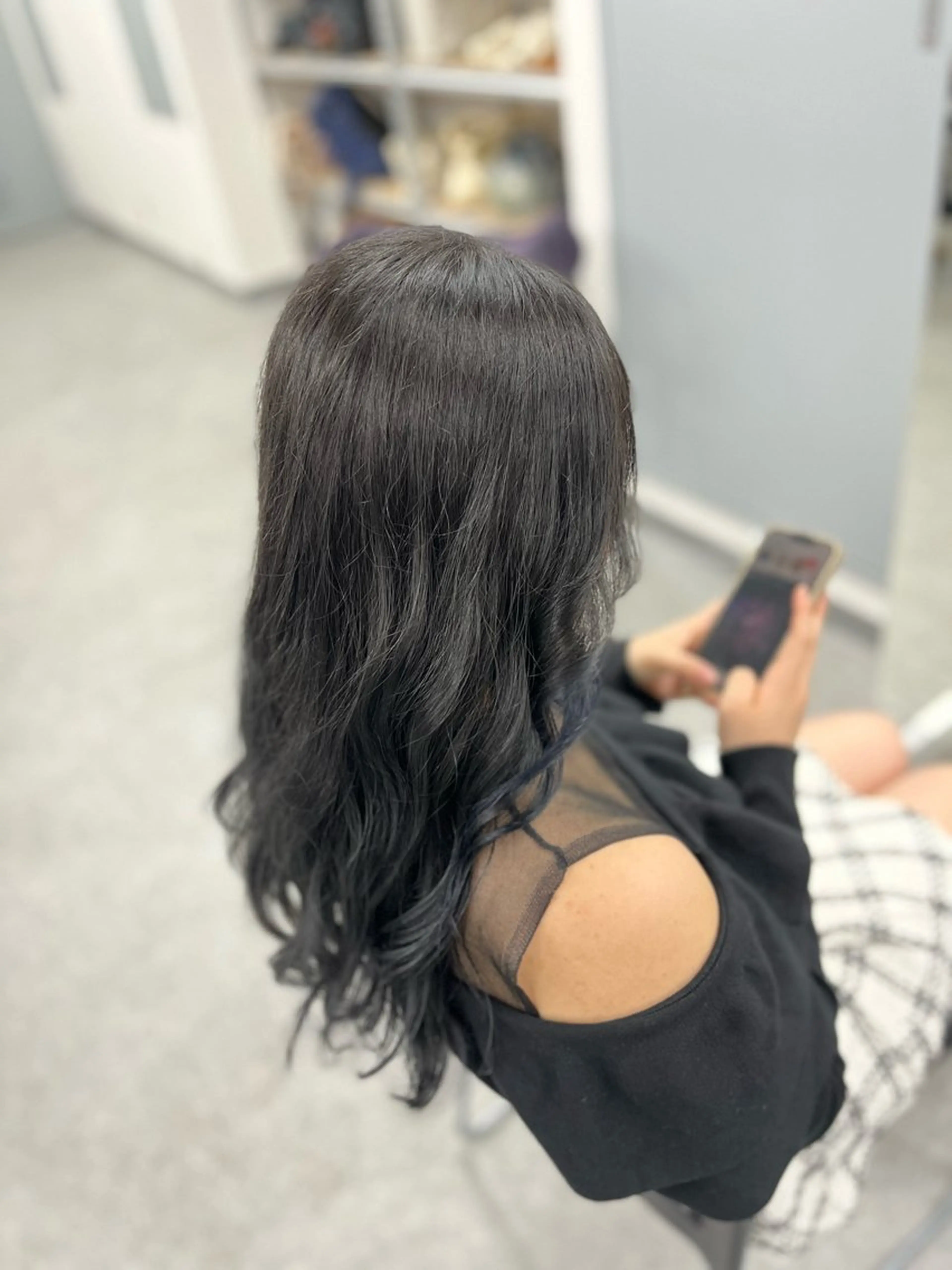 ロング カラー 黒髪 ブルーカラー ブルーブラック 透明感カラー 🎀Nanako🦢 暖色girly🪽‪のヘアスタイル