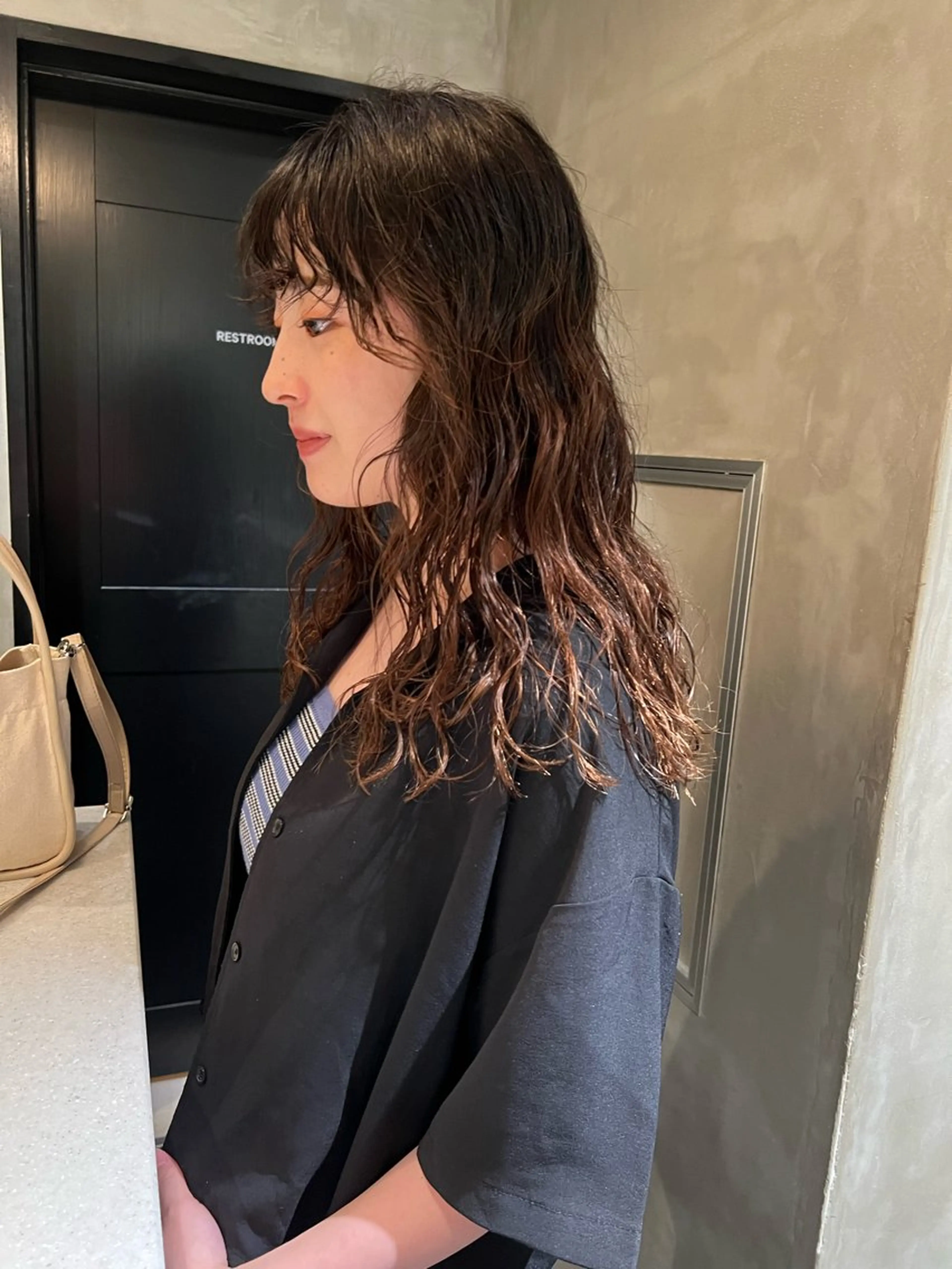 ロング カラー カット パーマ トリートメント アンニュイヘア🪽 ayumiのヘアスタイル