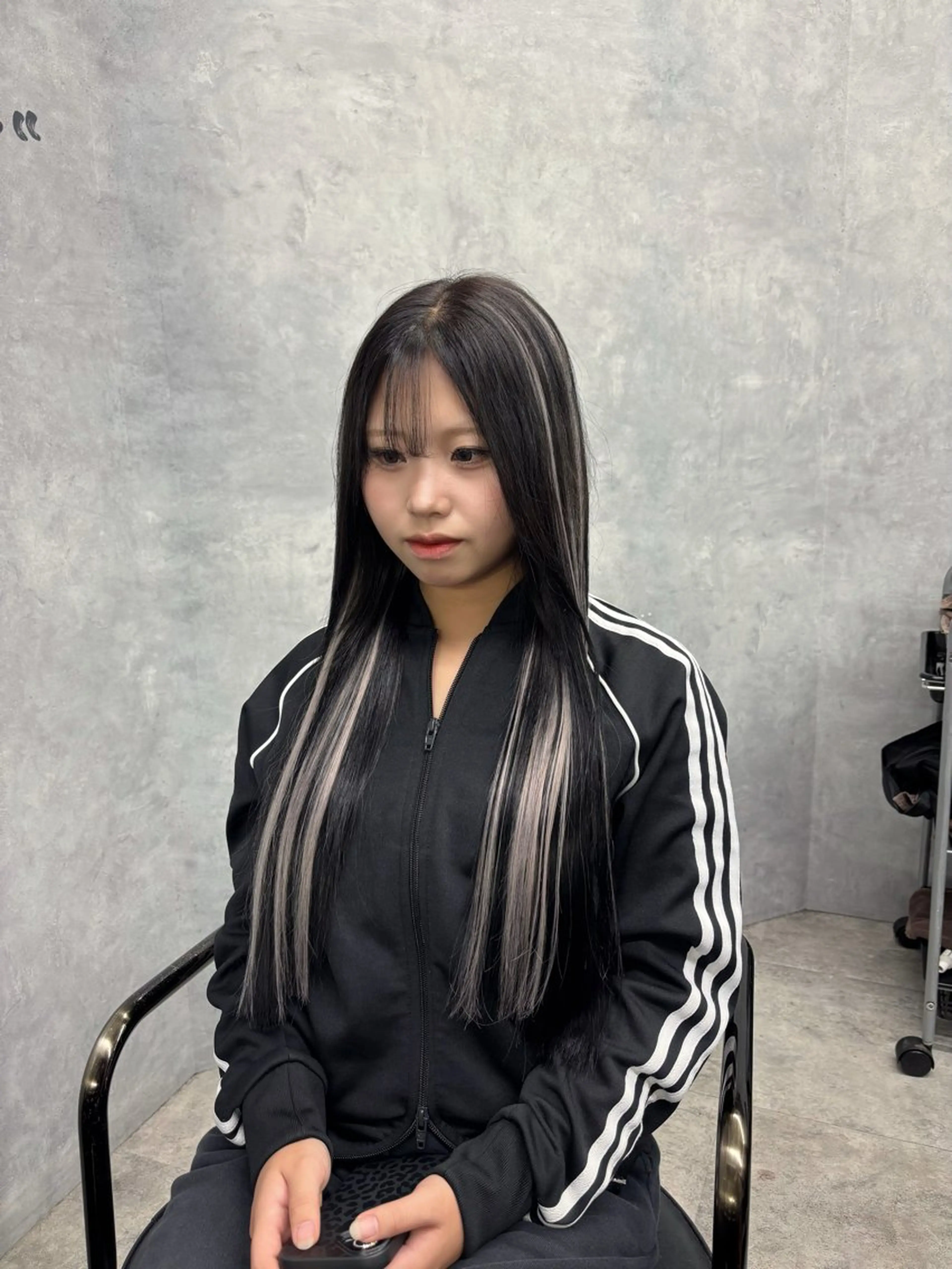 ロング カラー ヘアカラー エクステ エクステ&"盛れる" 艶髪✨SYURIのヘアスタイル