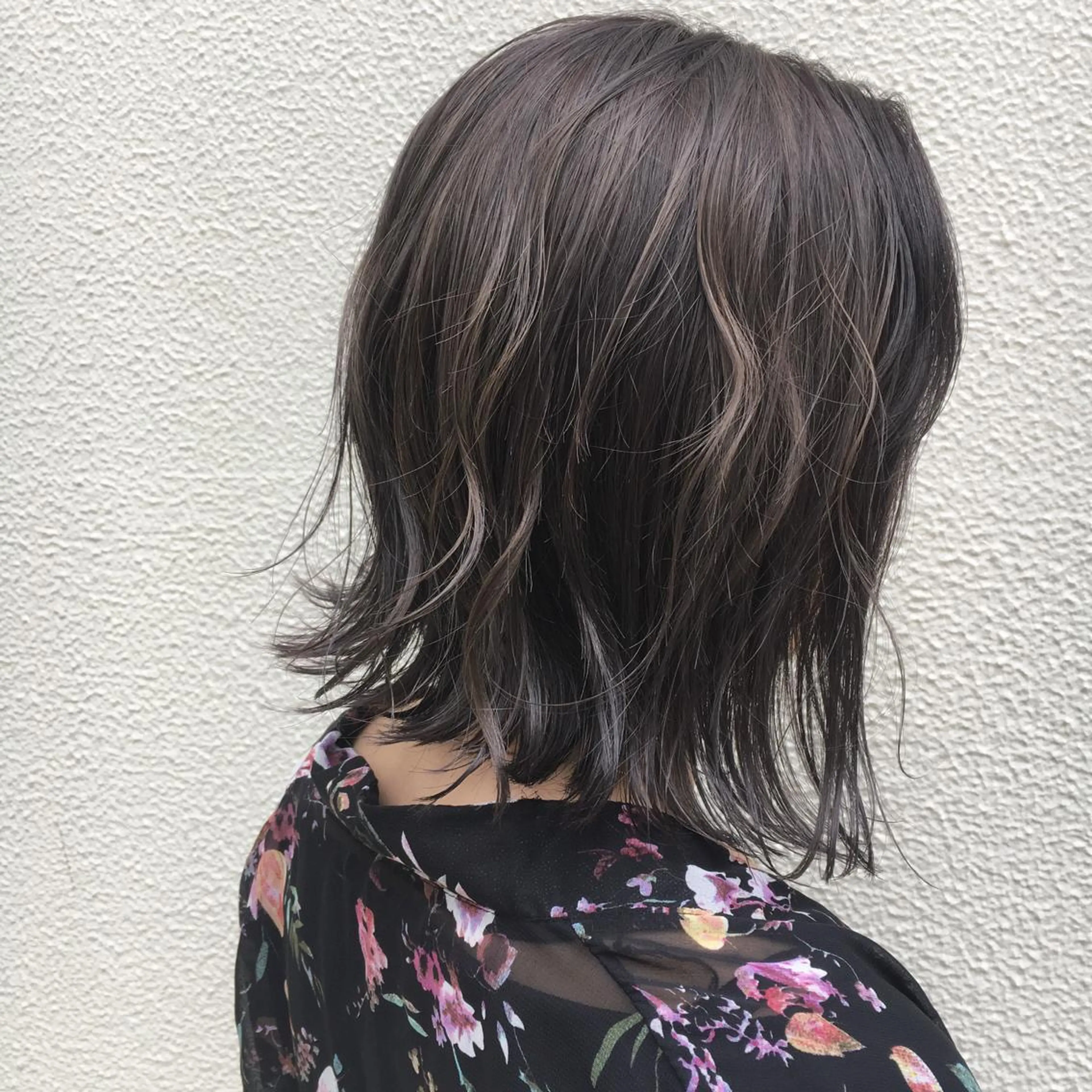 ミディアム カラー ブリーチ 透明感カラー ダブルカラー ヘアカラー トリートメント Freez狭間 裕美のヘアスタイル