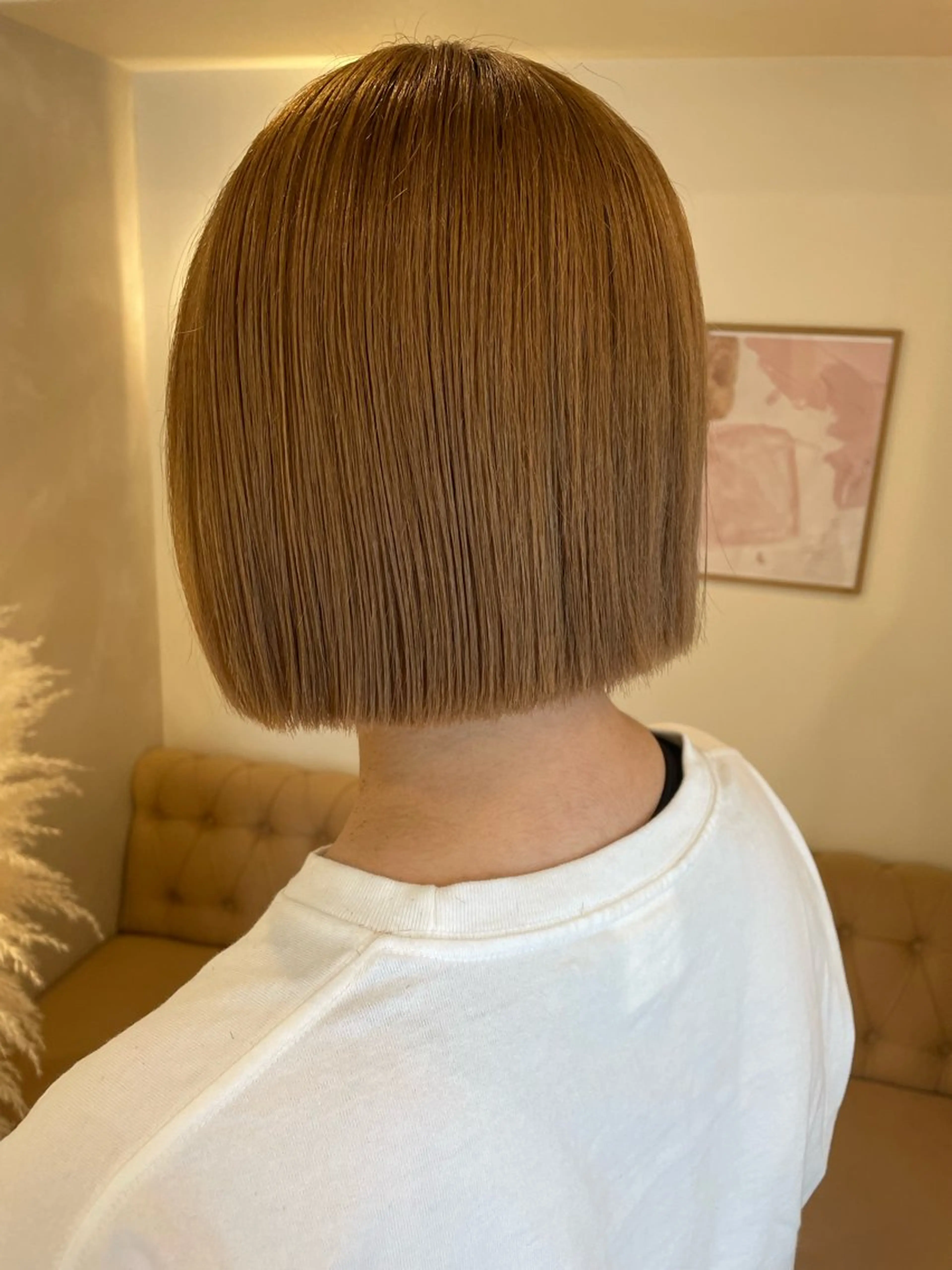 ミディアム ボブ 暖色/ミルクティー/ レイヤー/yuriaのヘアスタイル