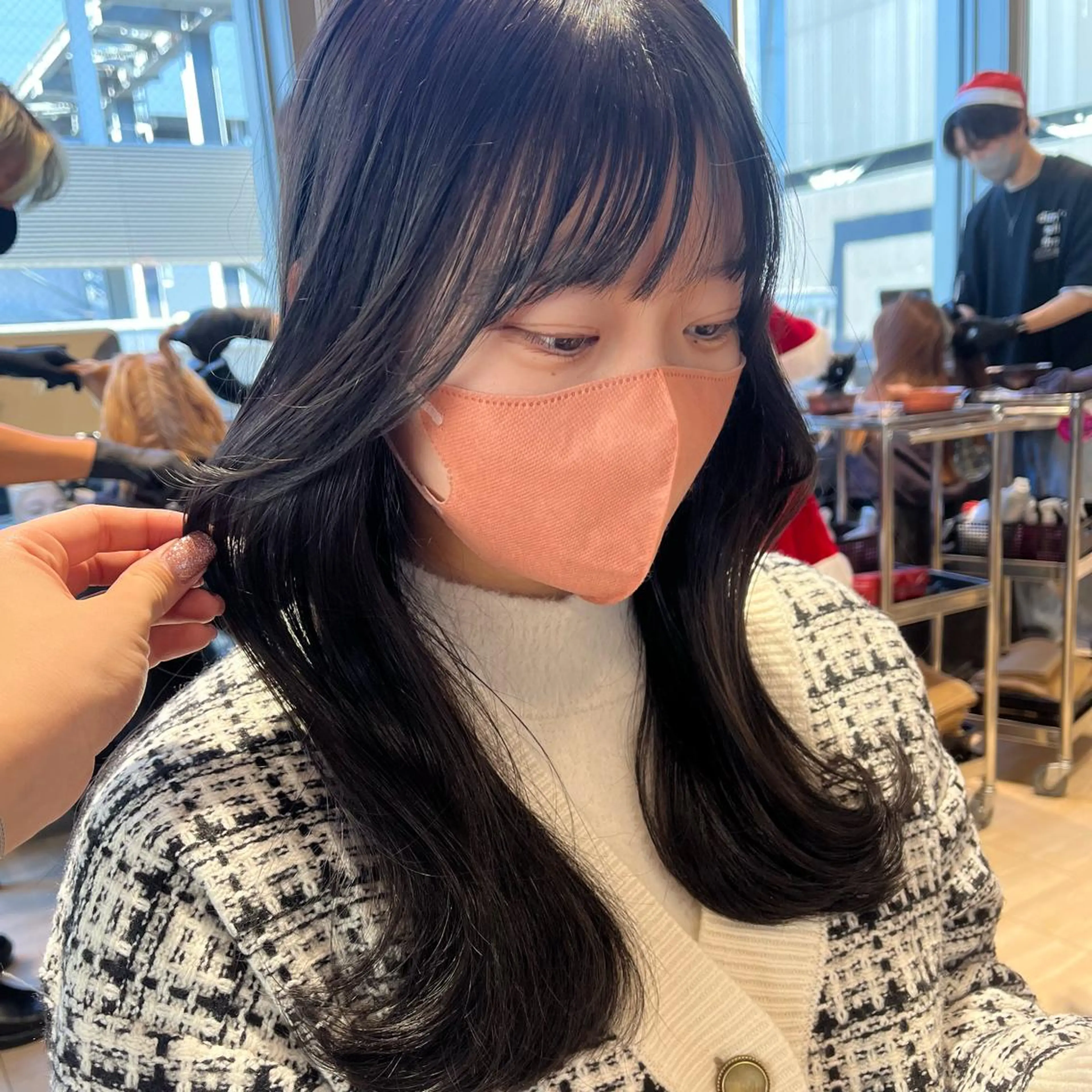 ロング カラー アッシュ くびれヘア かきあげバング 似合わせカット シースルーバング 早朝セット☀️ レイヤー/Momoのヘアスタイル