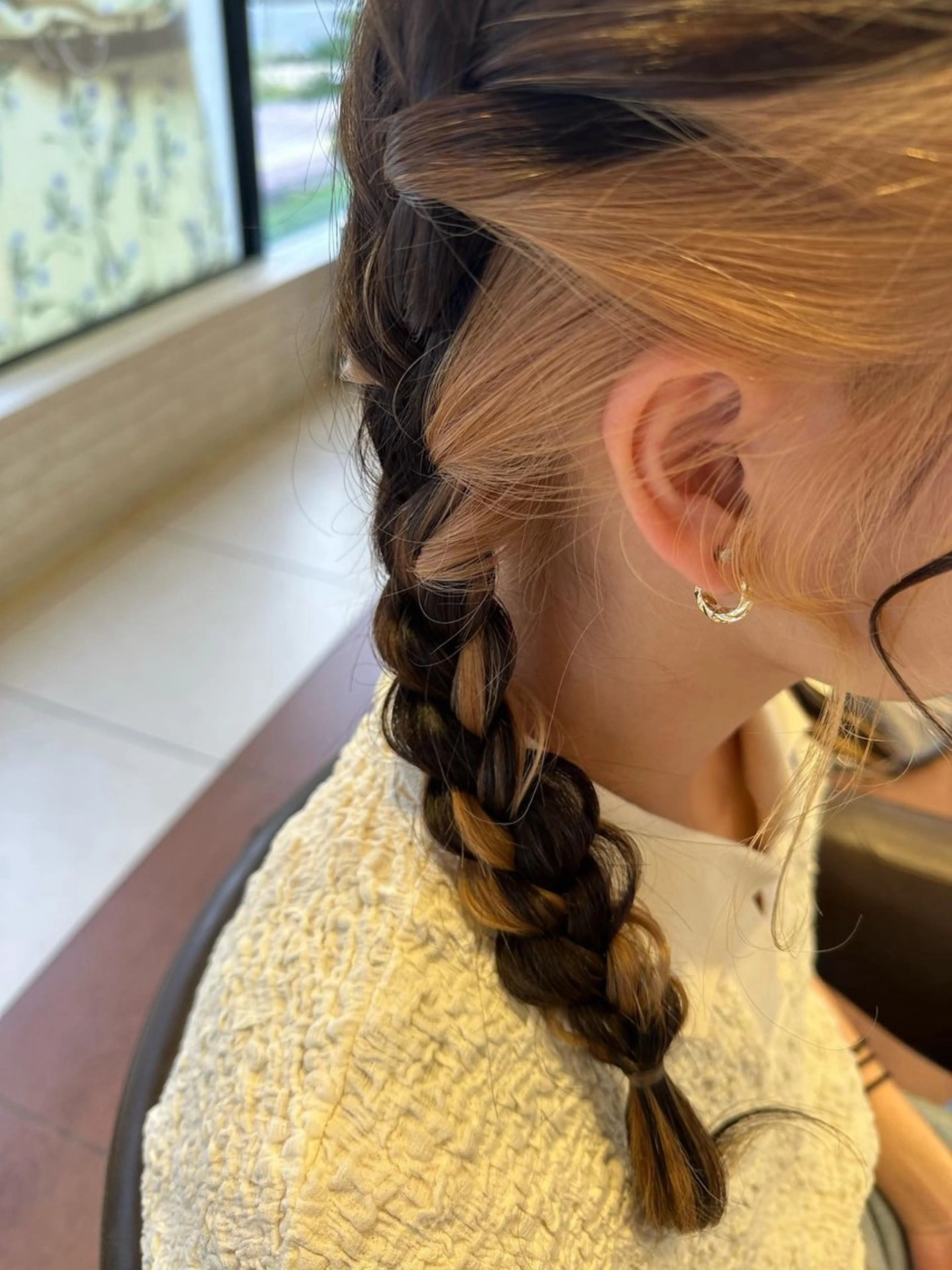 カラー ヘアカラー 西方 歩乃佳のヘアスタイル