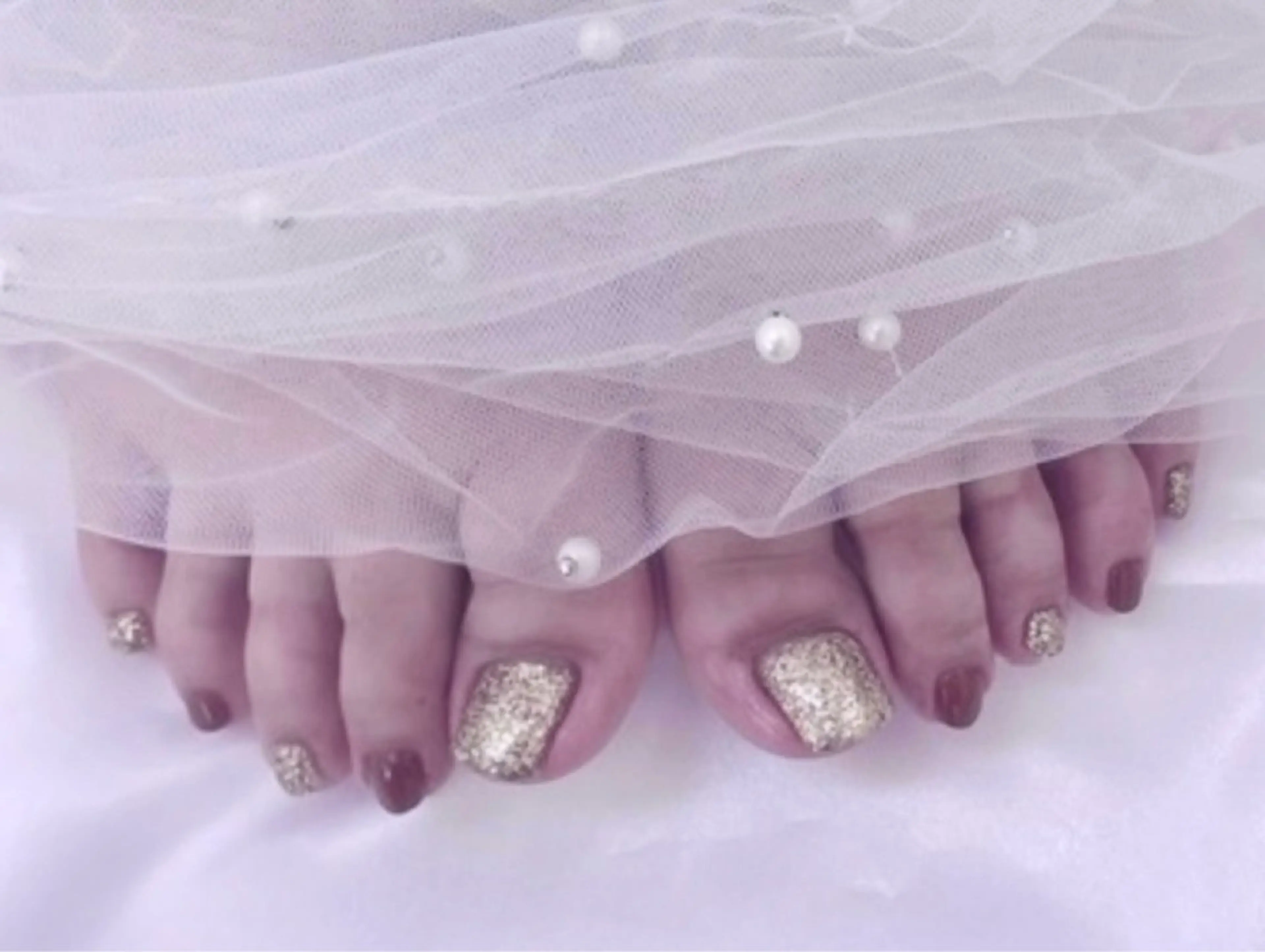 ネイル フットネイル 𝓡𝓪𝓷𝓸𝓷 🎀 ɪᴢᴜᴍɪのネイルデザイン