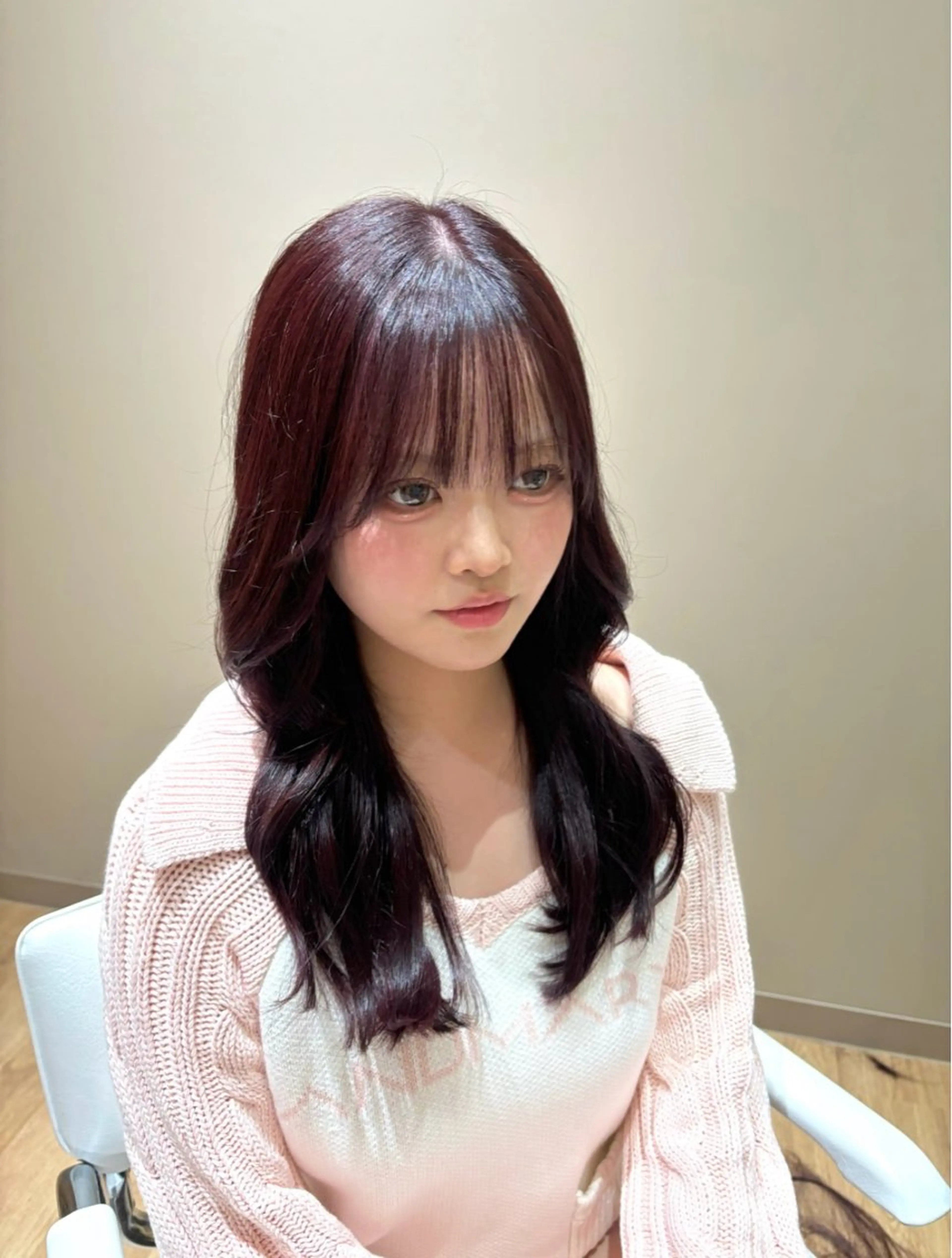 セミロング カラー ヘアアレンジ レッドカラー くびれヘア 韓国風ヘア レイヤーカット 🎀miwa/ピンク /ブリーチ/ヘアメ♡のヘアスタイル